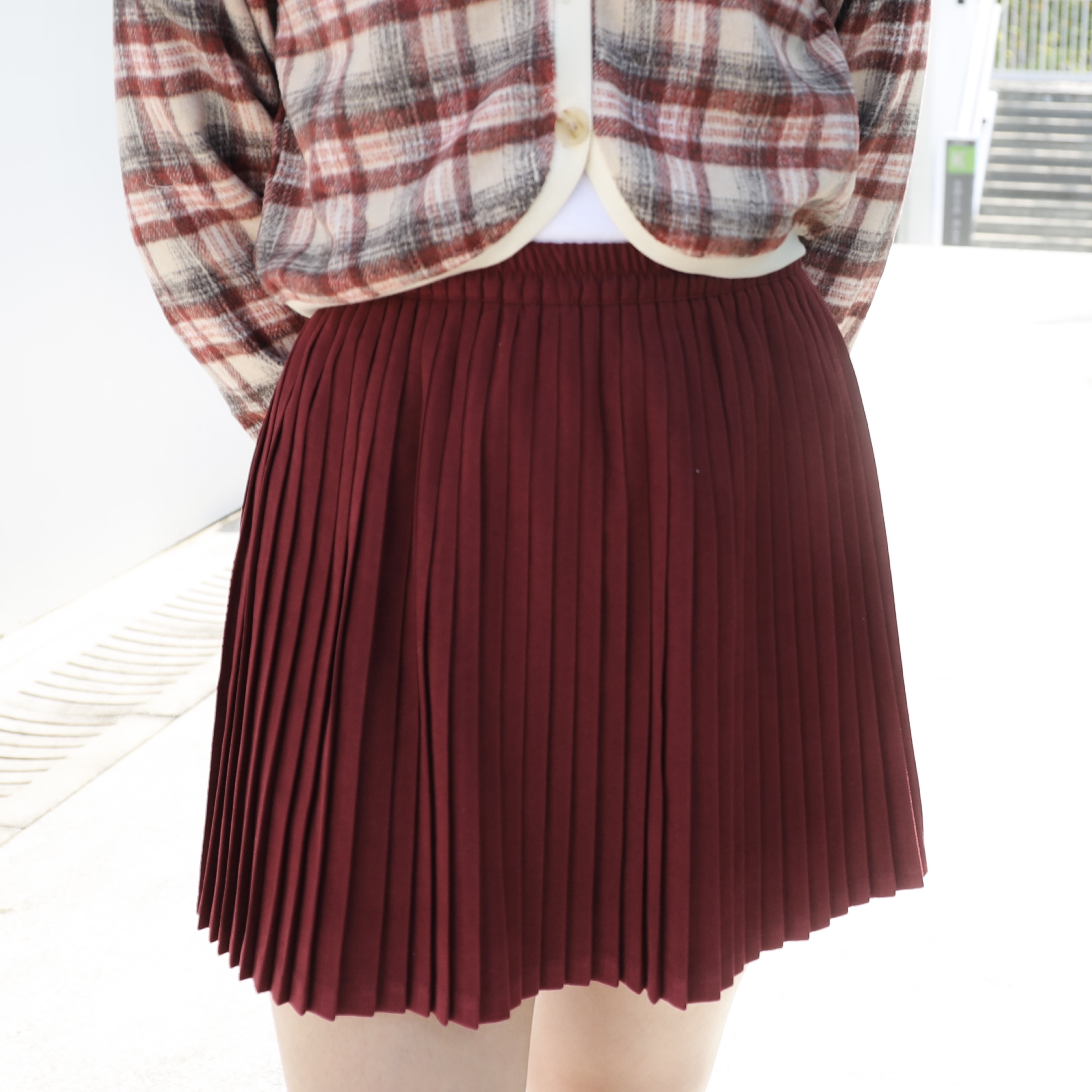 ✨||SK218 ||活力幼百摺純色絨布短裙