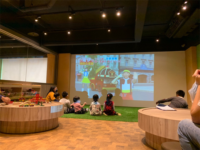 高雄奇幻沙城&宮之野蠻天地親子遊戲室 欣賞影片