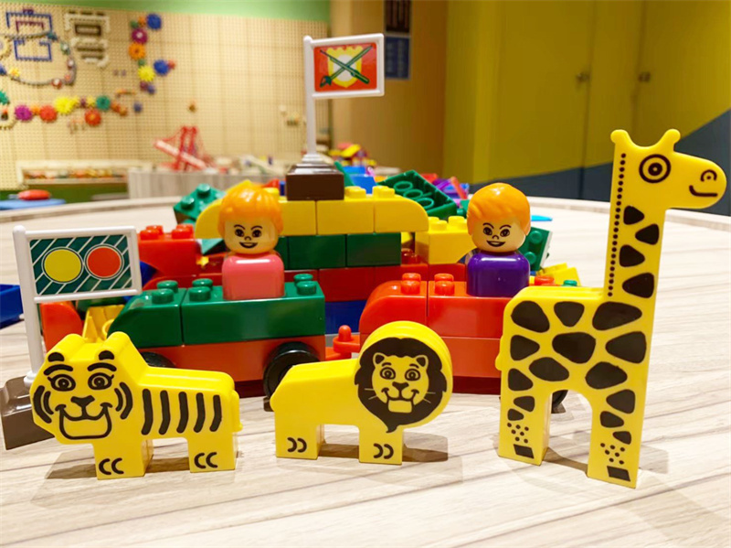 高雄奇幻沙城&宮之野蠻天地親子遊戲室 積木