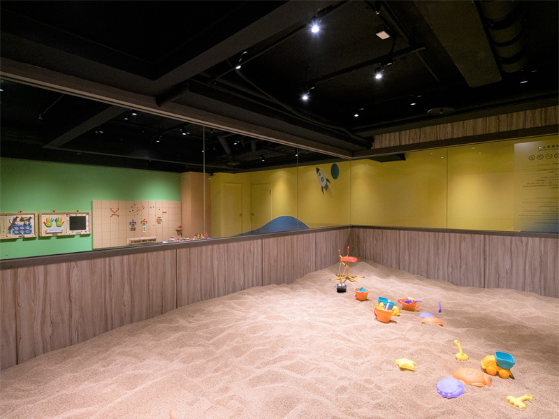 高雄奇幻沙城&宮之野蠻天地親子遊戲室 沙坑