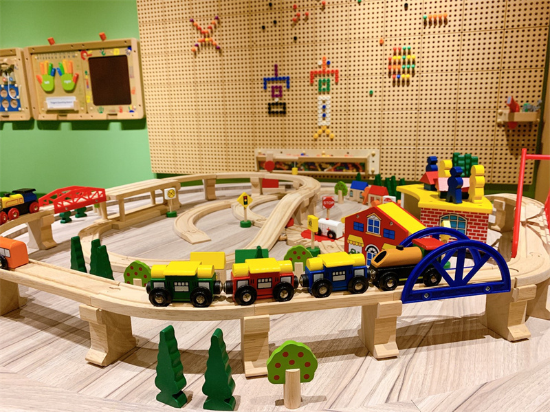 高雄奇幻沙城&宮之野蠻天地親子遊戲室 軌道組