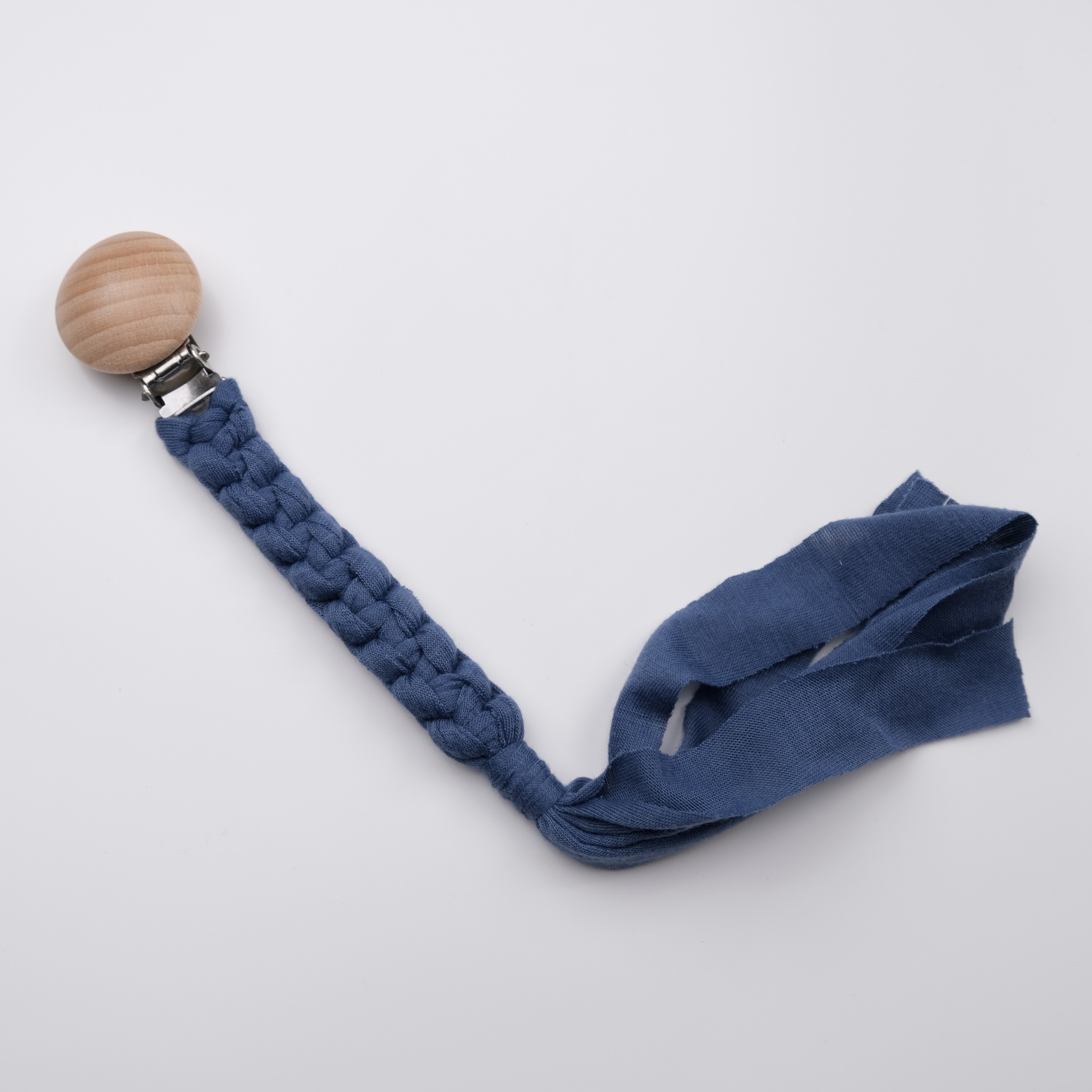 手作編織奶嘴鏈-莫蘭迪藍