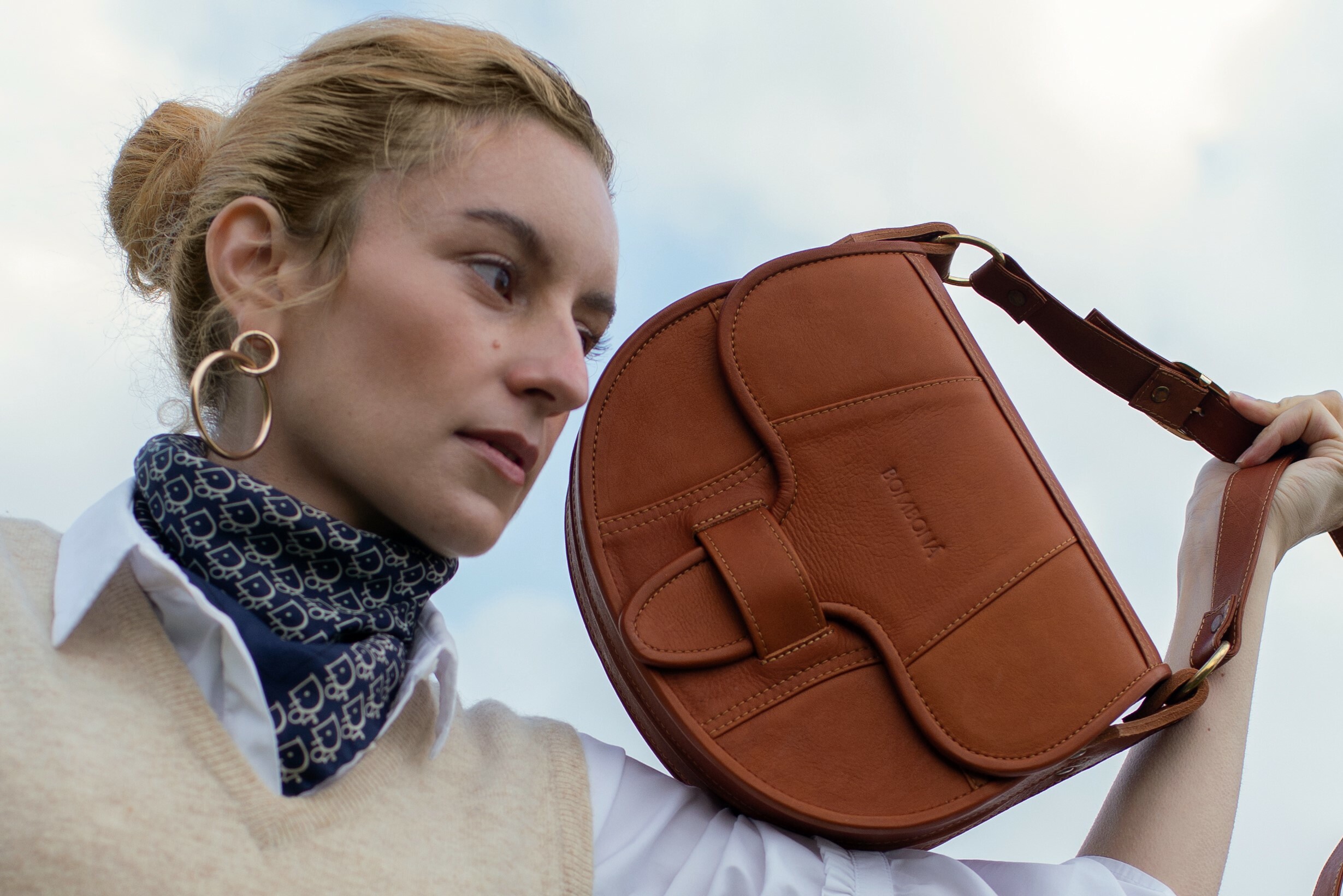 Carriel 皮革包｜純革馬鞍包 - 駝色｜哥倫比亞