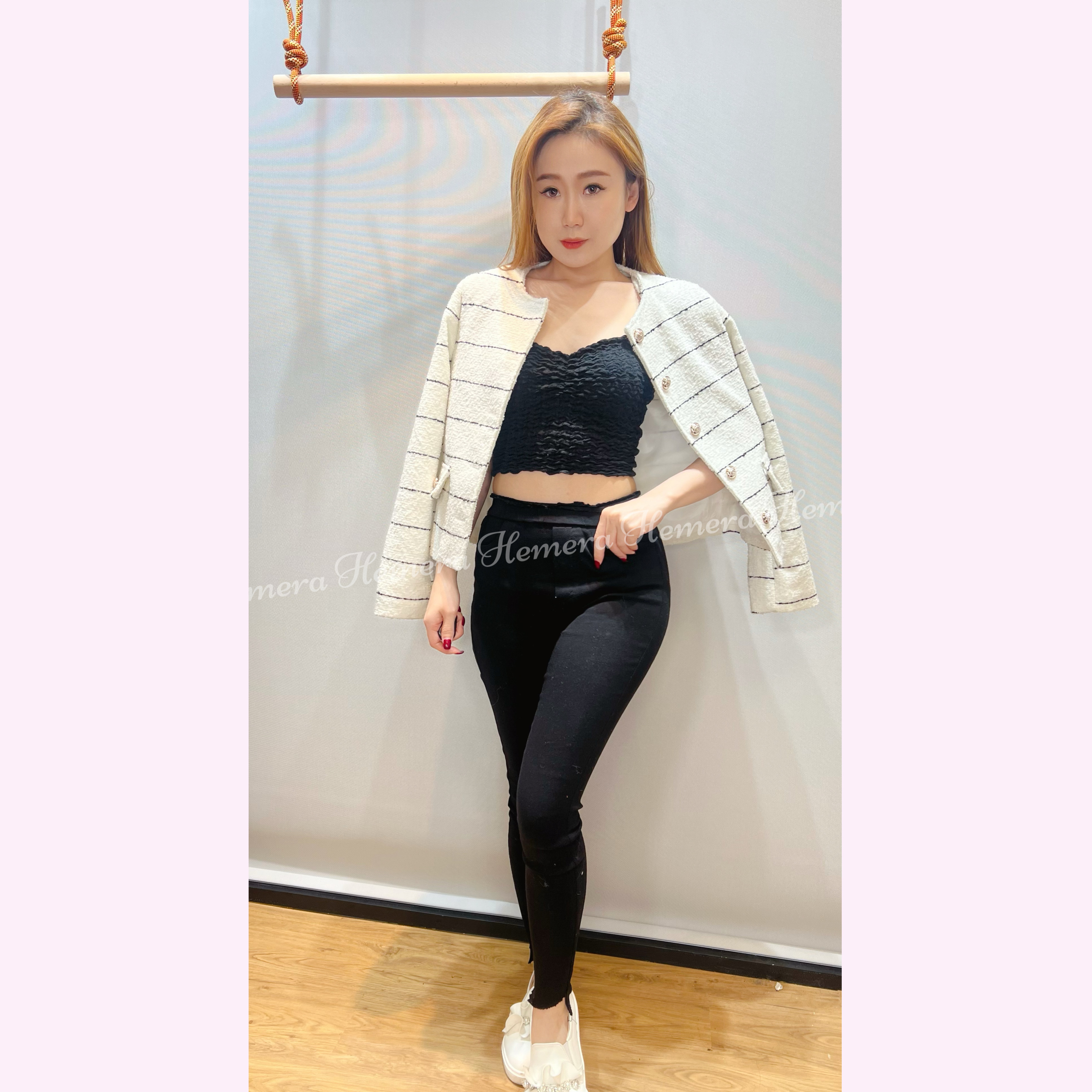 JK23W0230 小香薄料橫間闊版外套