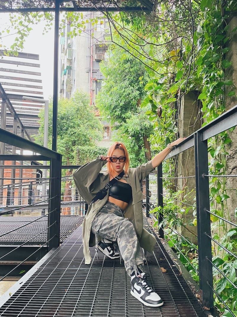 軍綠工裝OVERSIZE罩衫