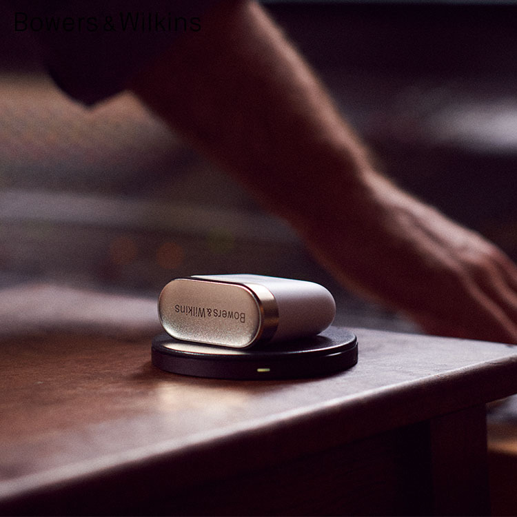 【B&W】PI7真無線耳機 (黑/白)