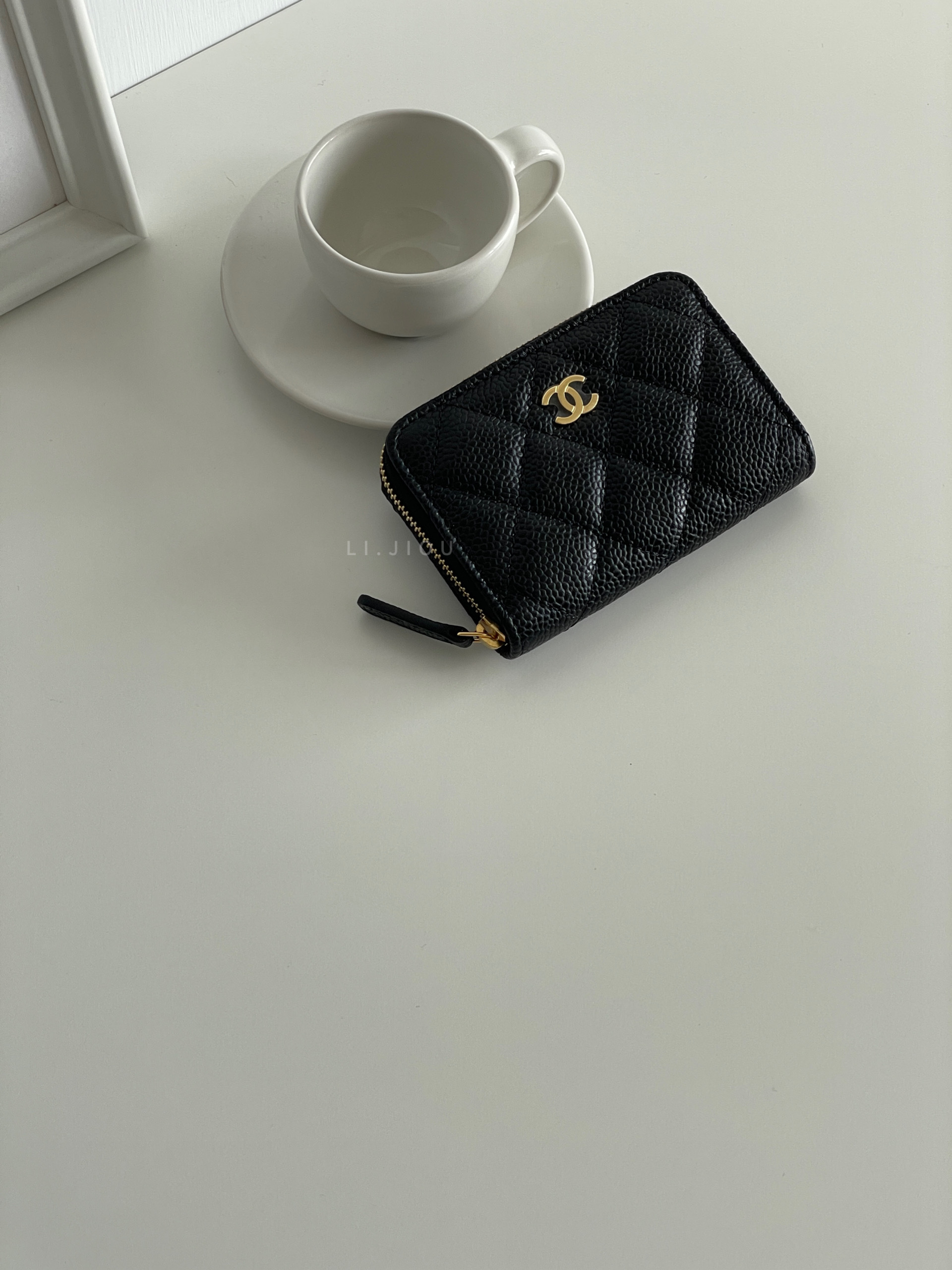 Chanel 黑金釦 牛皮拉鍊 零錢包