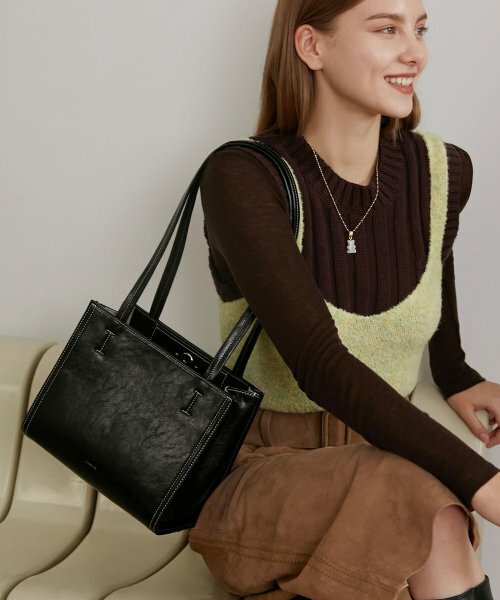 STAND OIL OBLONG BAG MINI