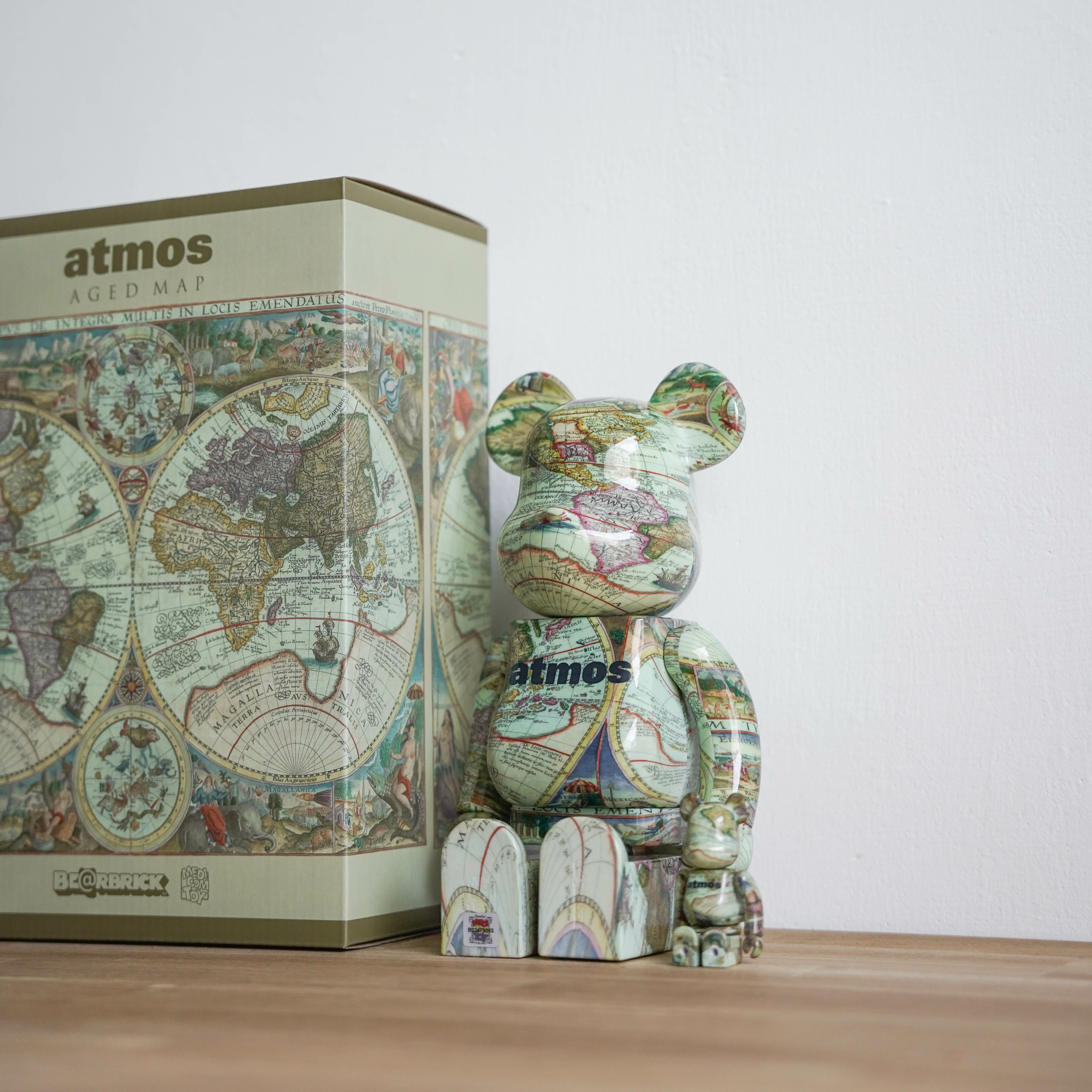 BE@RBRICK atmos AGED MAP 100% & 400%-