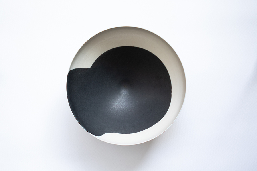 吉田直嗣-缽2 黑白掛分