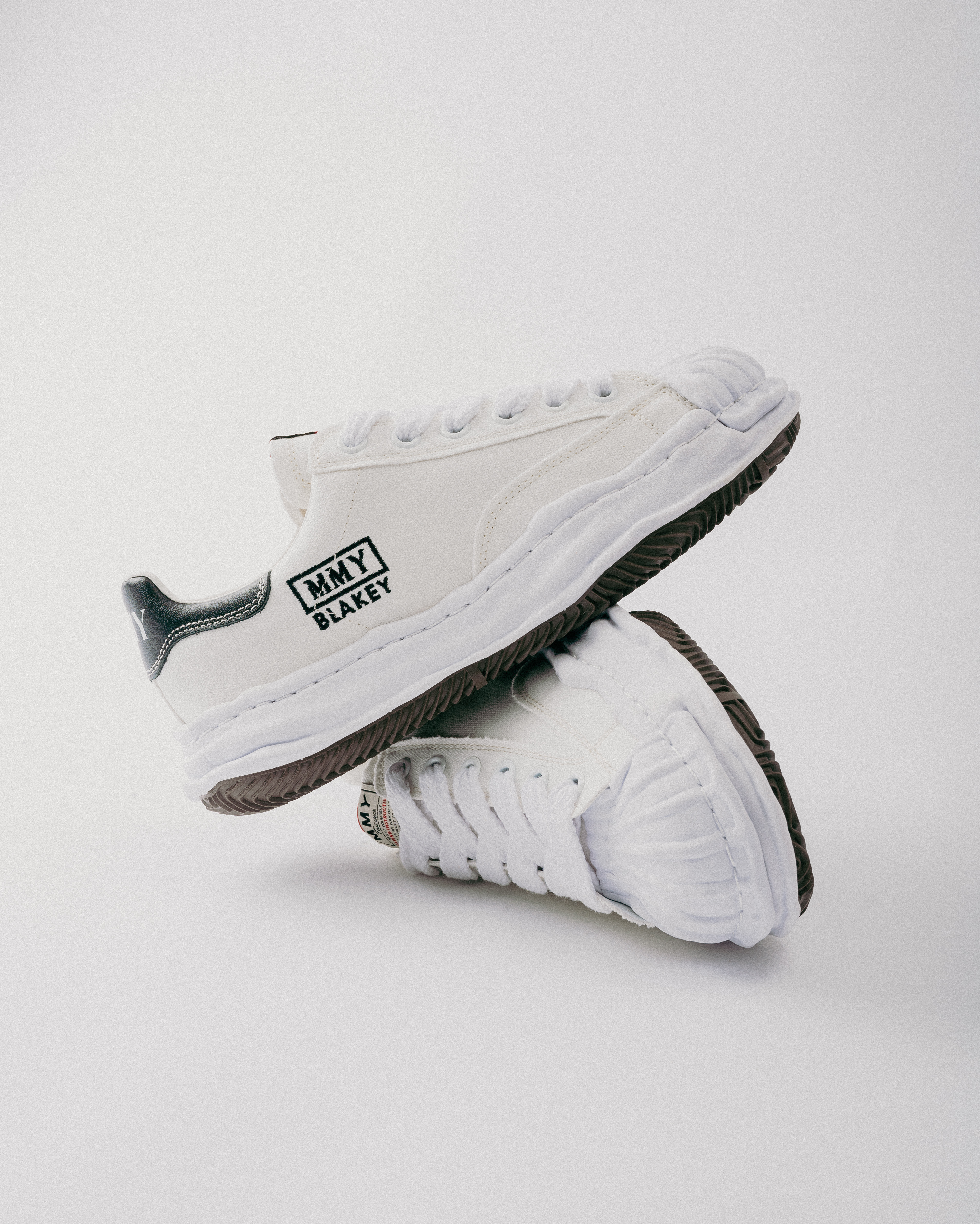 [現貨] MIHARA Blakey Canvas Low White | A08FW735