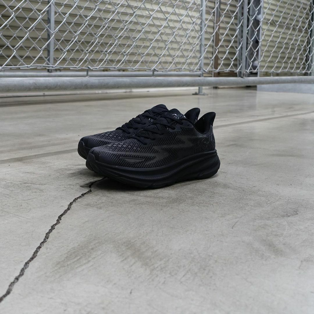 Men's Hoka One One Clifton 9 Sneaker