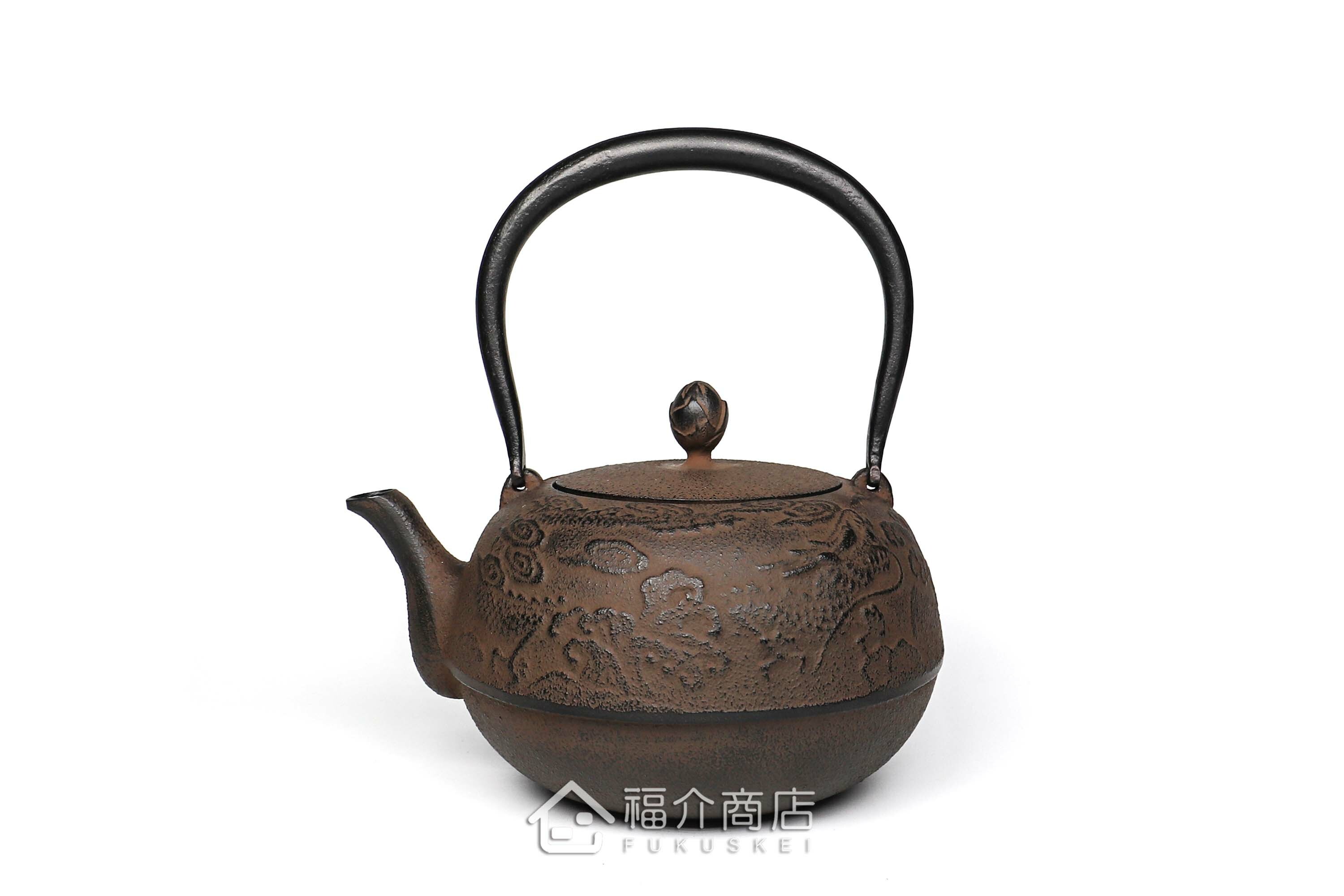 鳳文堂所製作的日本鐵壺,壺身設計龍王的圖紋