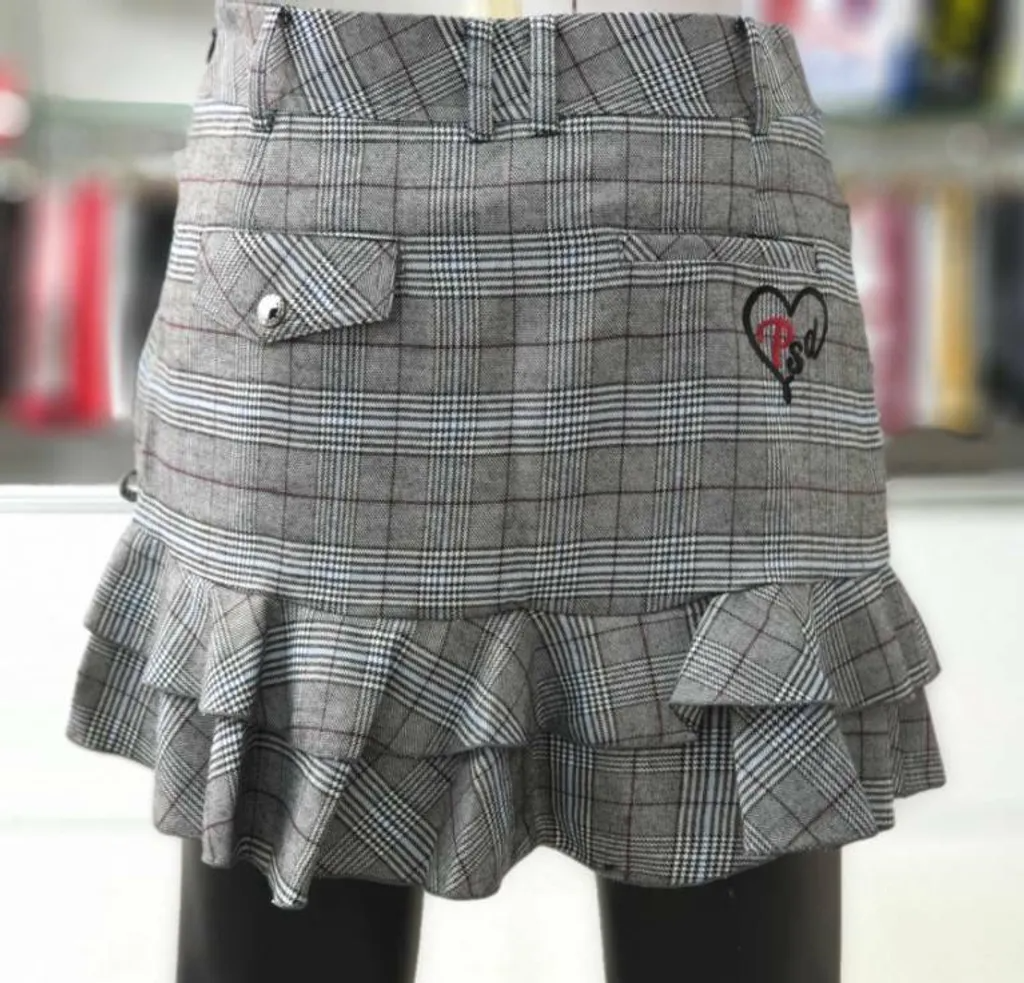 【現貨】女士 韓版高爾夫球服 PASSARDI高爾夫品牌 灰格紋下擺荷葉 Ａ字裙褲 (四季可穿)/3折起 韓國熱銷款 #ＭＷ111202
