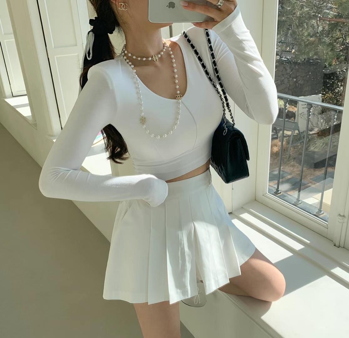 貼身淨色Crop Top