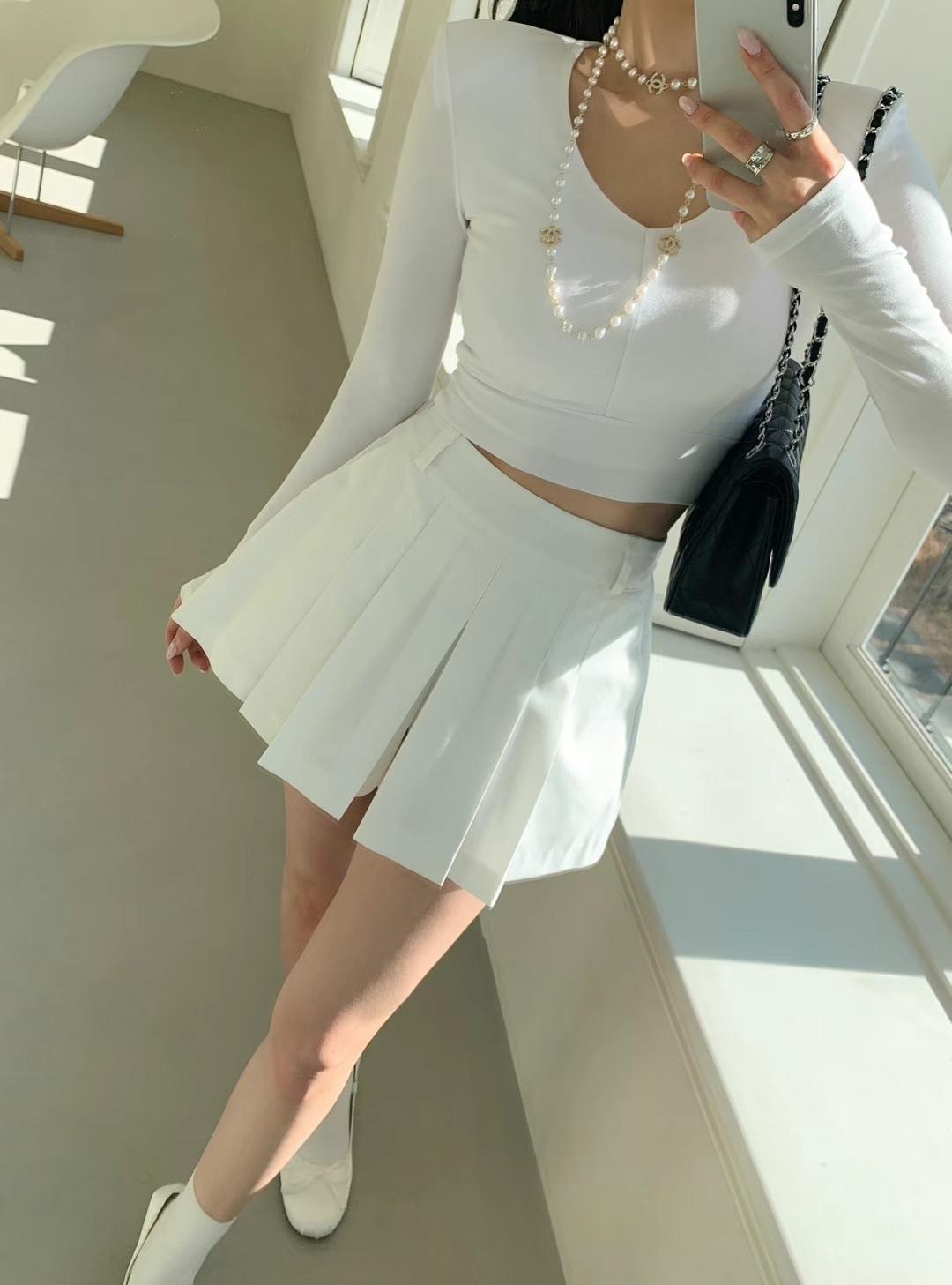 貼身淨色Crop Top