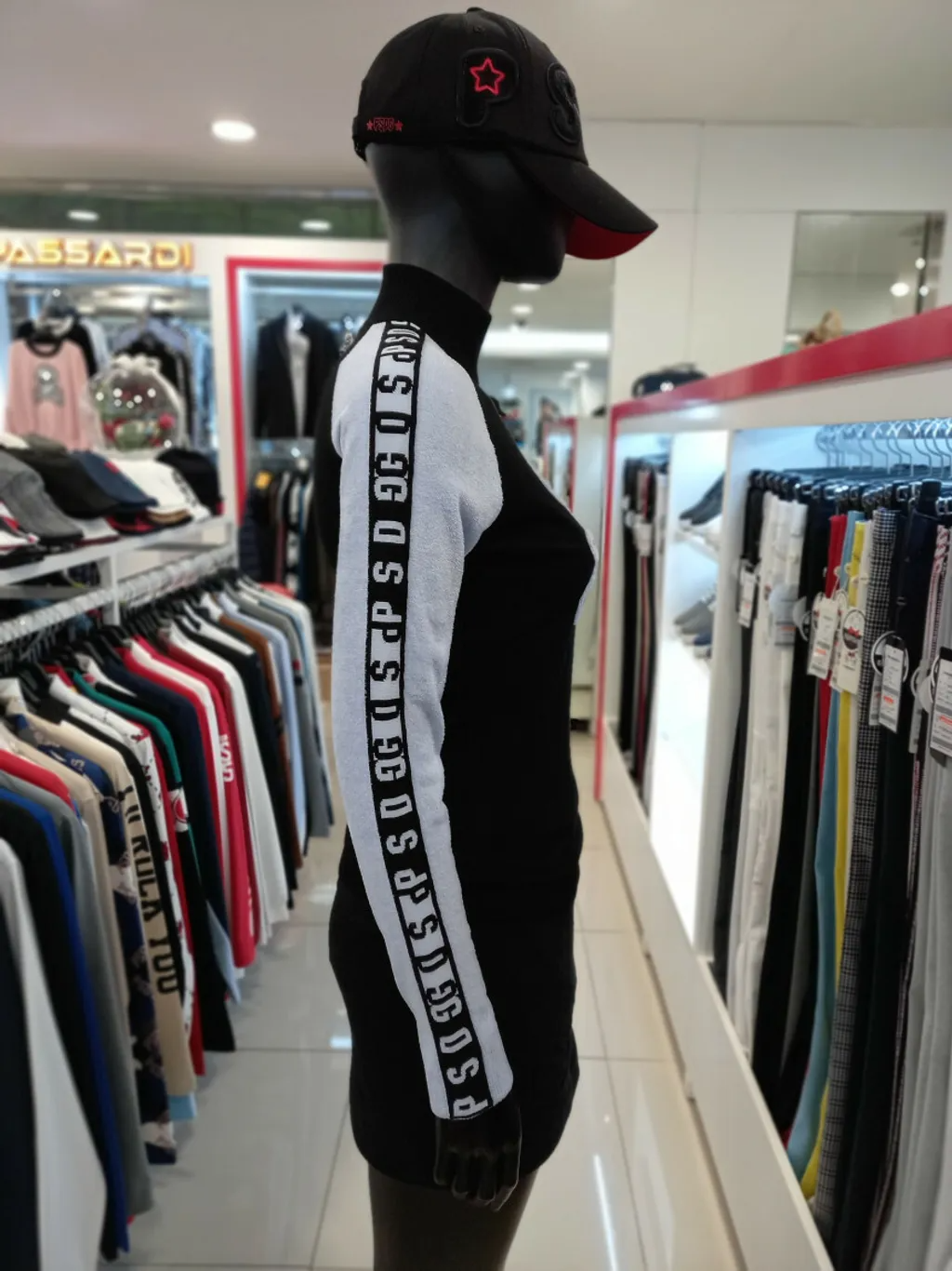 女 401M 韓版高爾夫球裝 Passardi 高球品牌 秋冬針織印花Logo刻字長衫 毛衣下殺 3折起