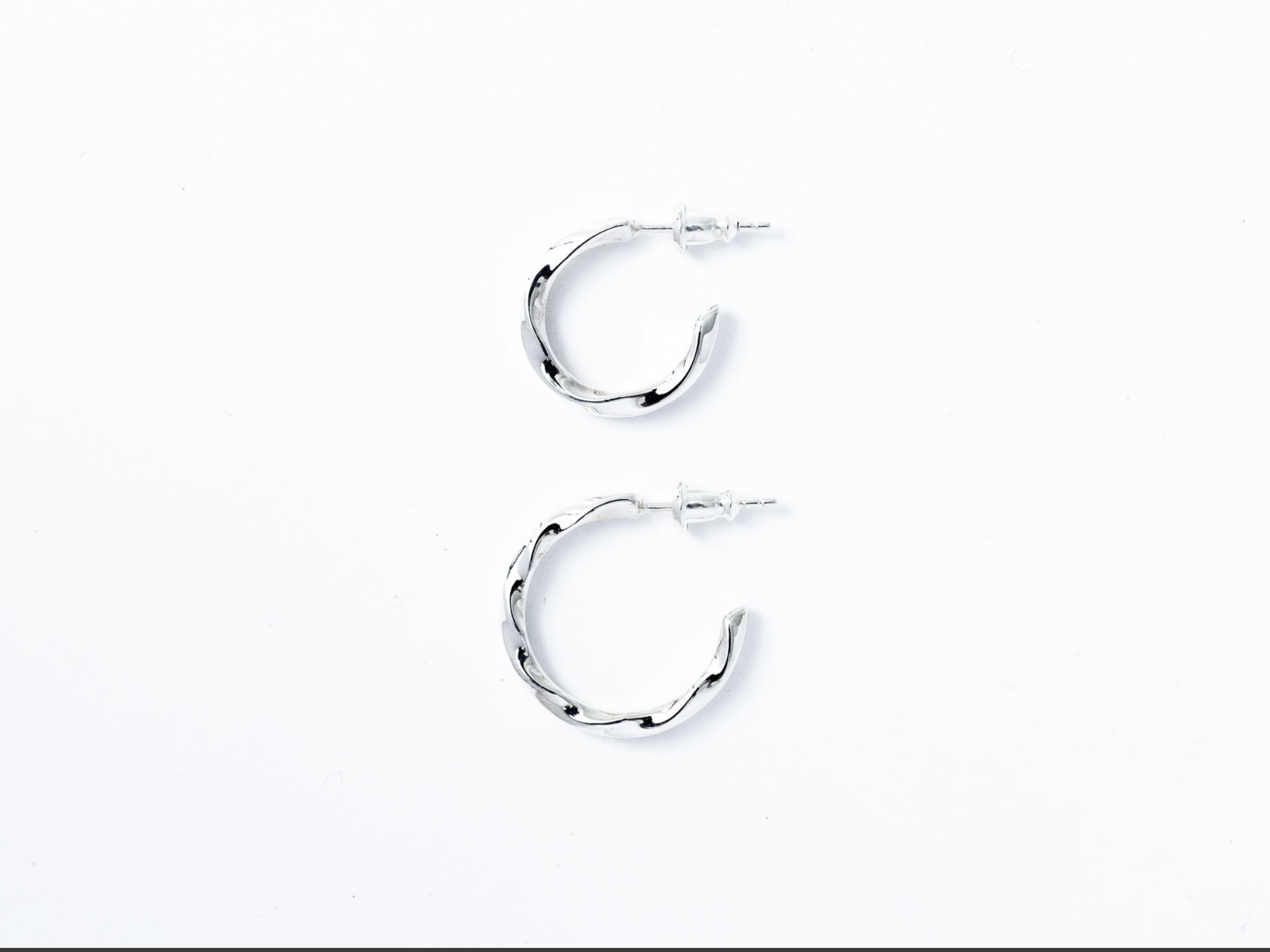 PI-009 Side twist earring (S)