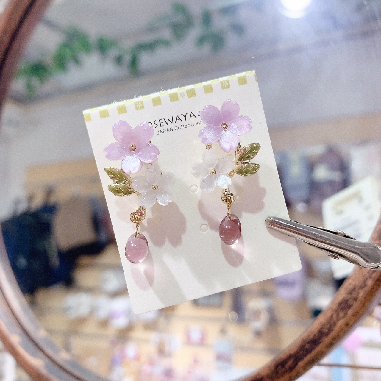 [日本制] 櫻花晶石耳環