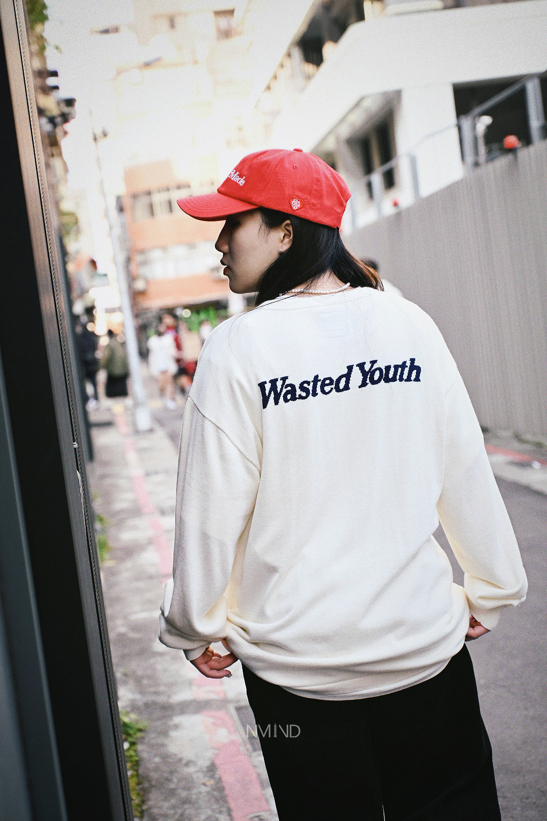 VERDY Wasted Youth 百威聯名款 毛衣 白