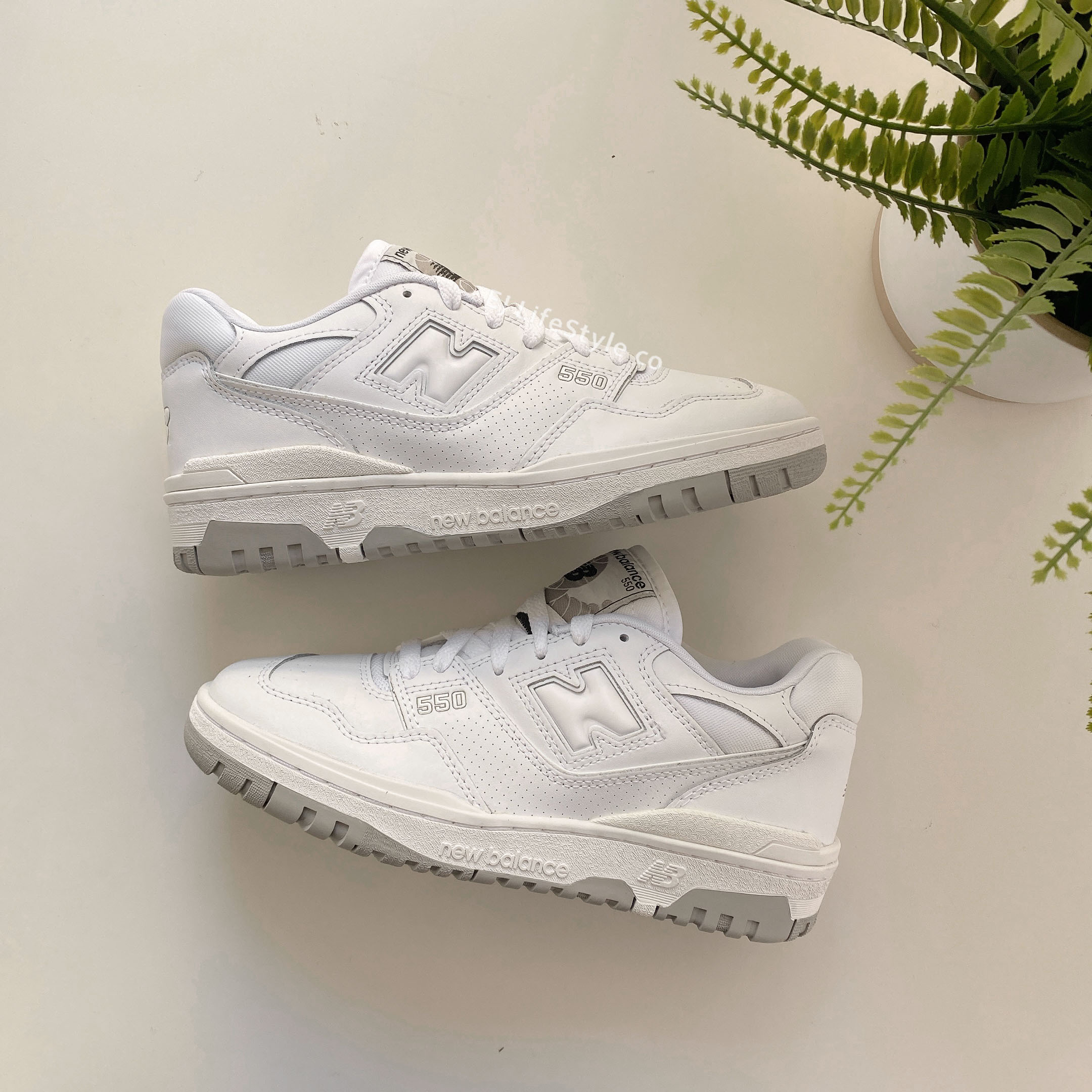 NEW BALANCE 550 NB 白灰 奶油底 復古 BB550PB1 / 調貨