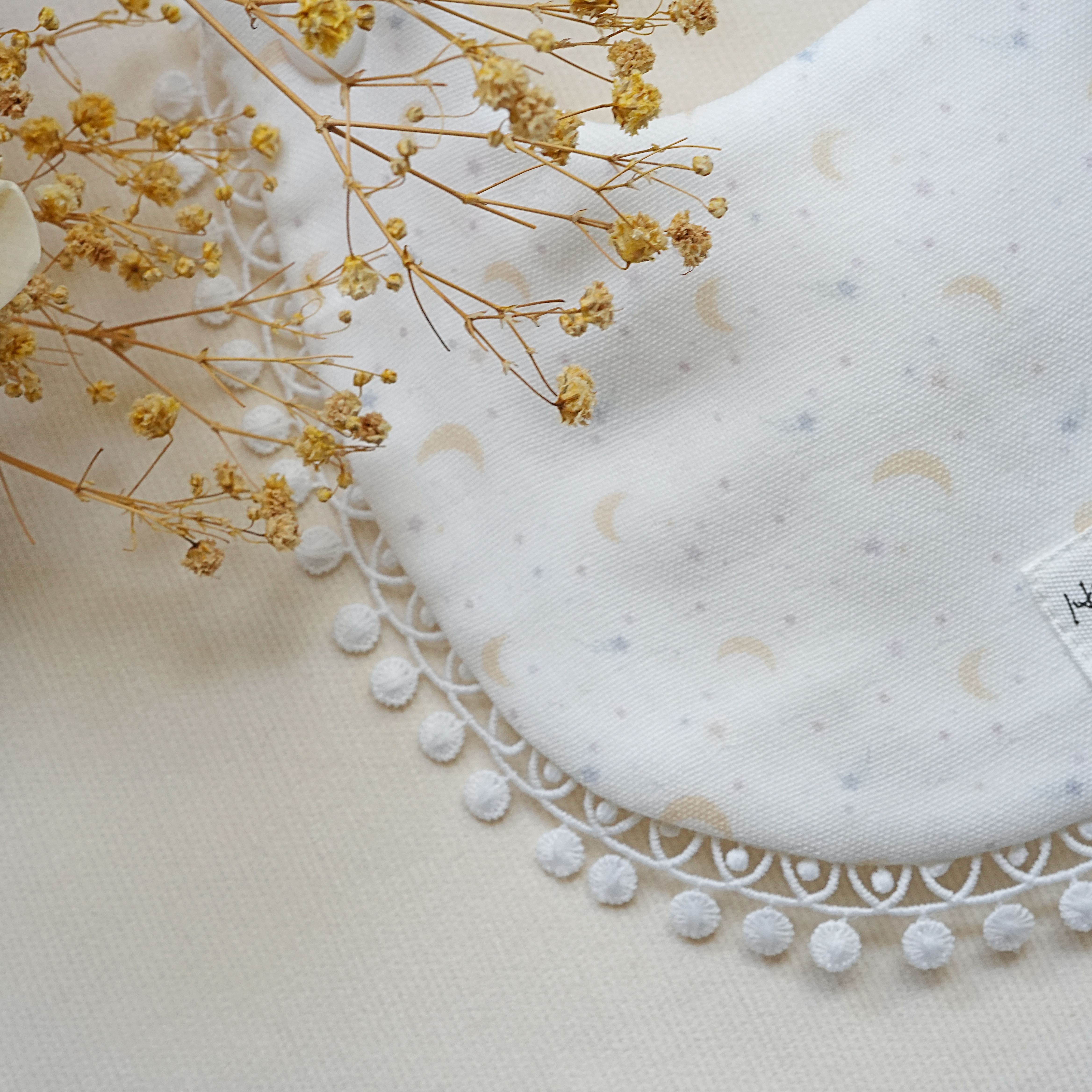 Hi Y.P store-手作圍兜-獨家設計款-繁星月光