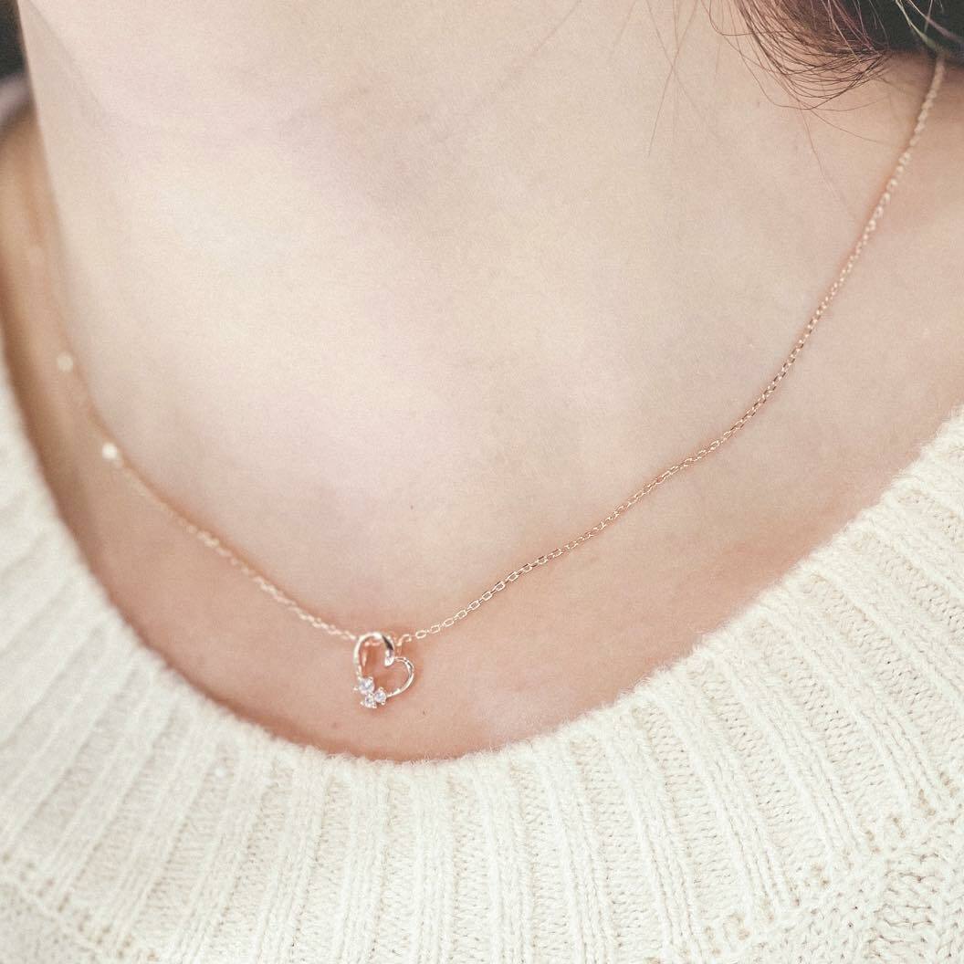偏心小花桃心 純銀項鍊