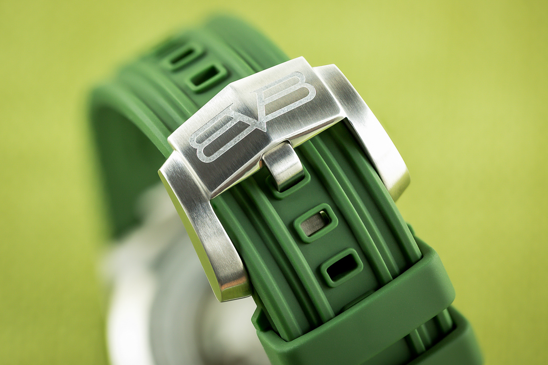 BOLT-68 NEO  自動機械大都會系列 日內瓦版