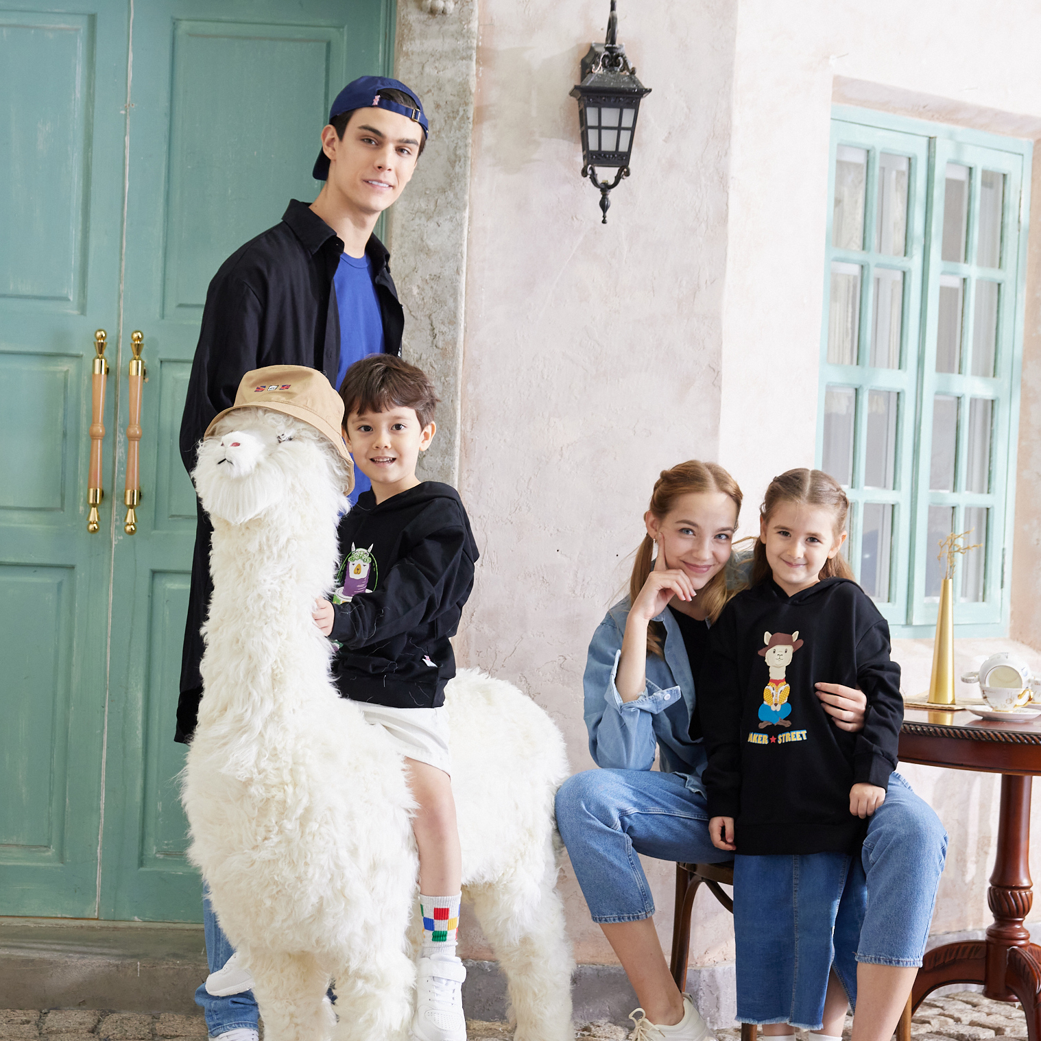 BKST Buzzpaca 巴斯駝 童裝薄帽T