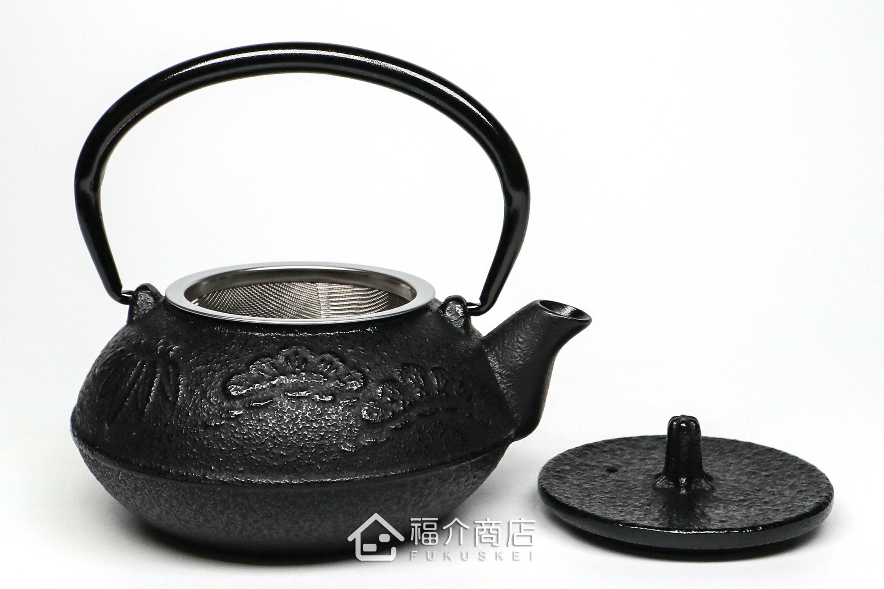 泡茶用的鑄鐵茶壺附不鏽鋼濾網