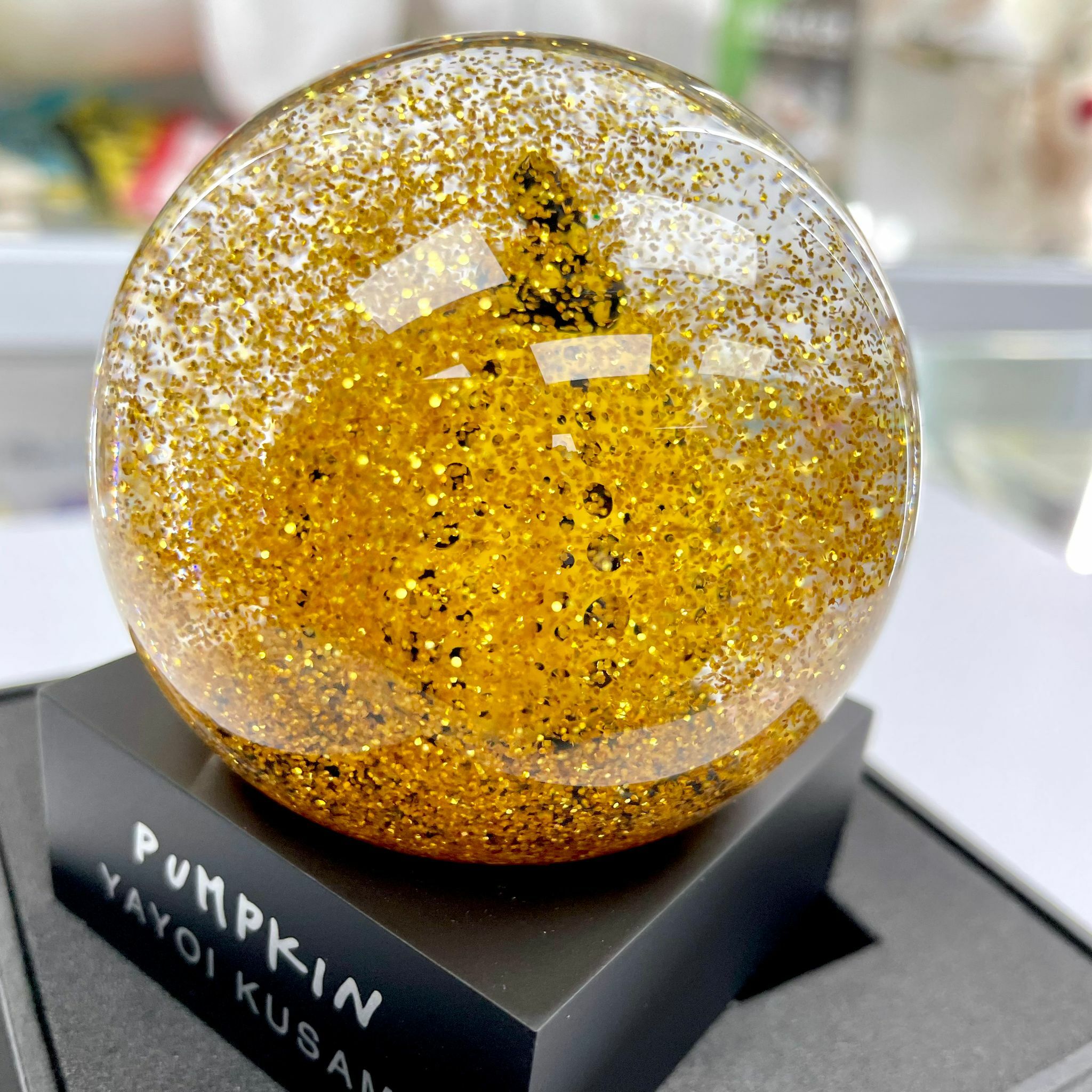 Yayoi Kusama Snow Globe -Pumpkin
