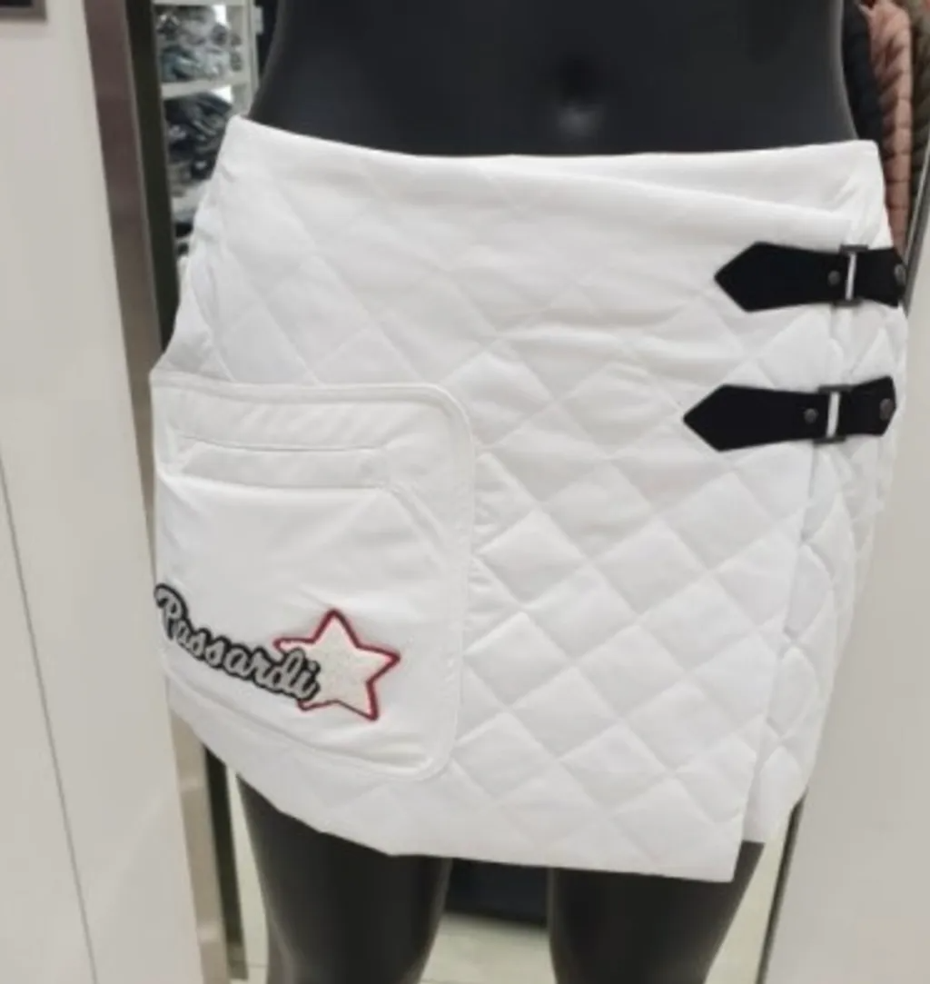 【現貨】女士 韓版高爾夫球裝 Passardi 高爾夫球服 正韓高爾夫冬季絎縫襯墊短窄裙 /韓國熱銷款 #MW111189