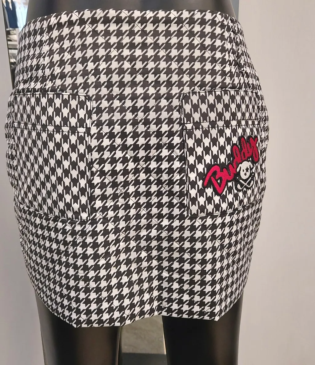 【現貨】女士 韓版高爾夫球裝 Passardi 高爾夫球服 正韓高爾夫冬季絎縫襯墊短窄裙 /韓國熱銷款 #MW111189