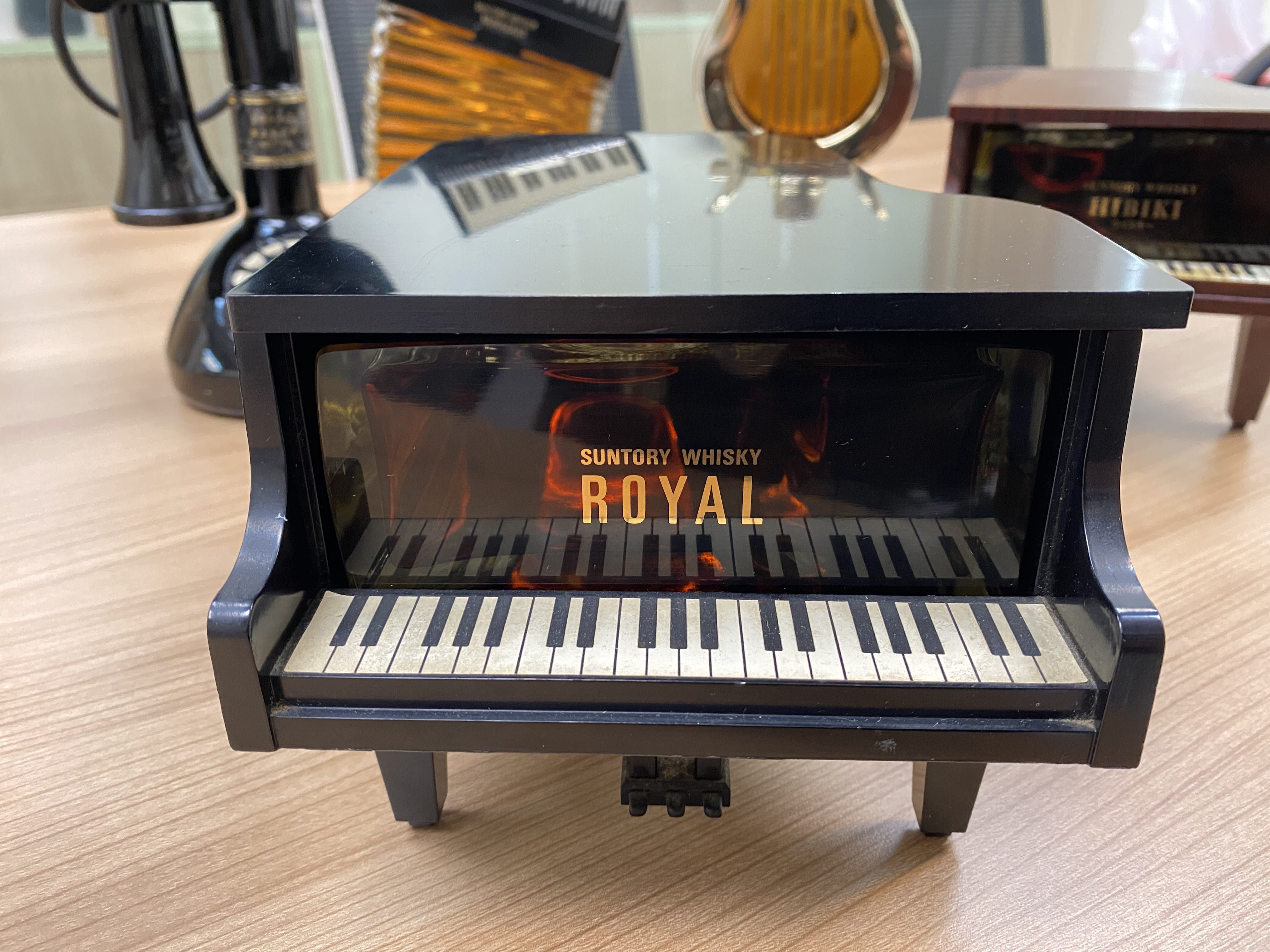 日本royal 鋼琴威士忌