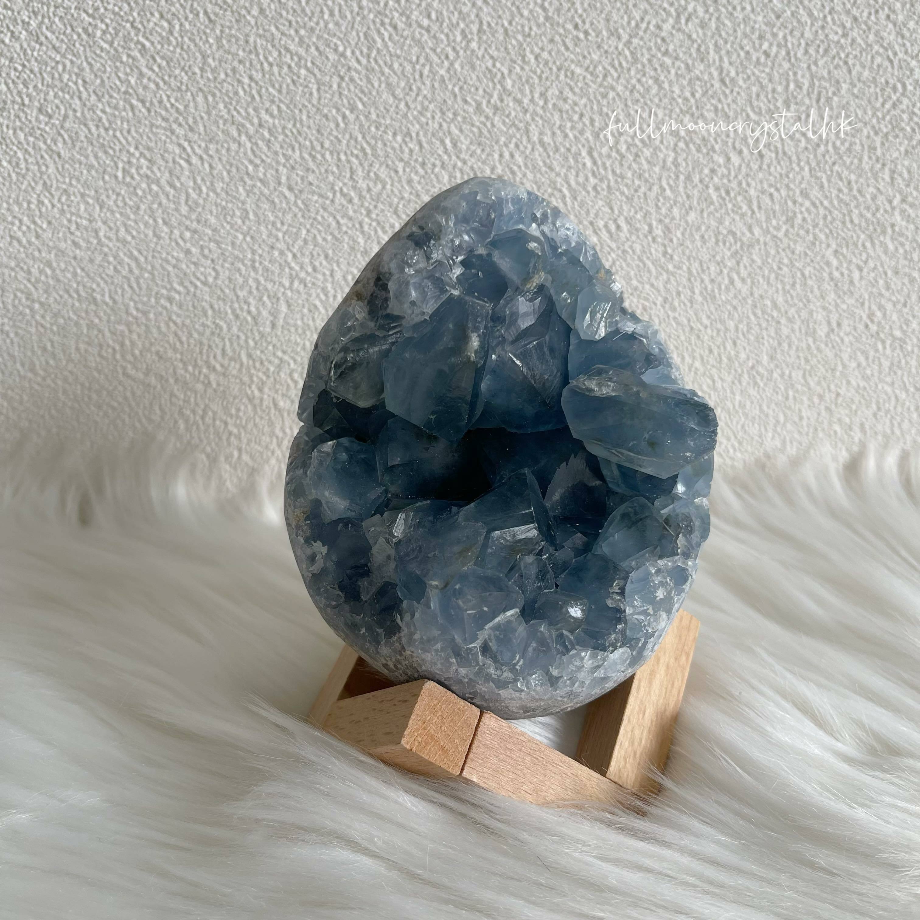 蛋形天青石原石