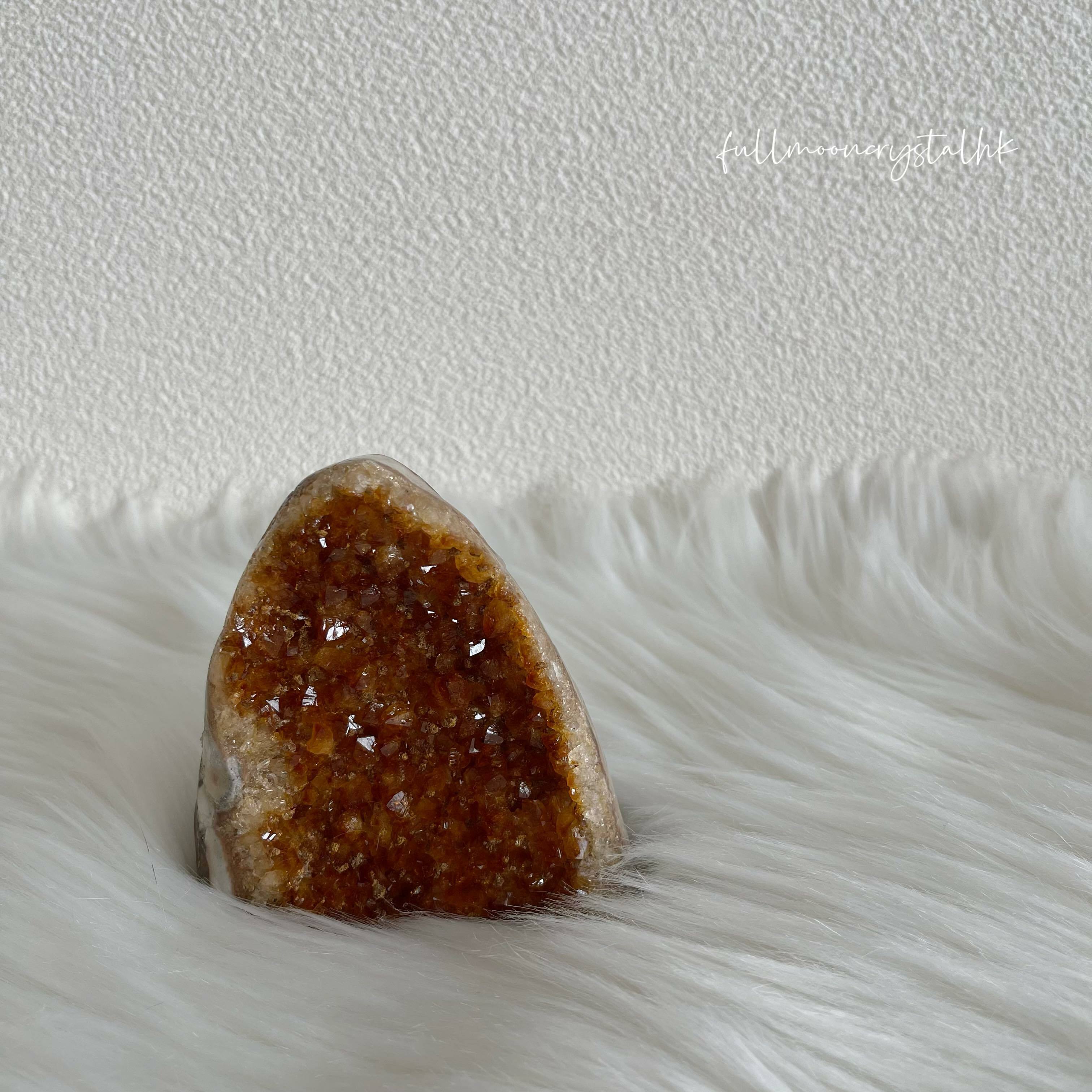 山形黃水晶擺件