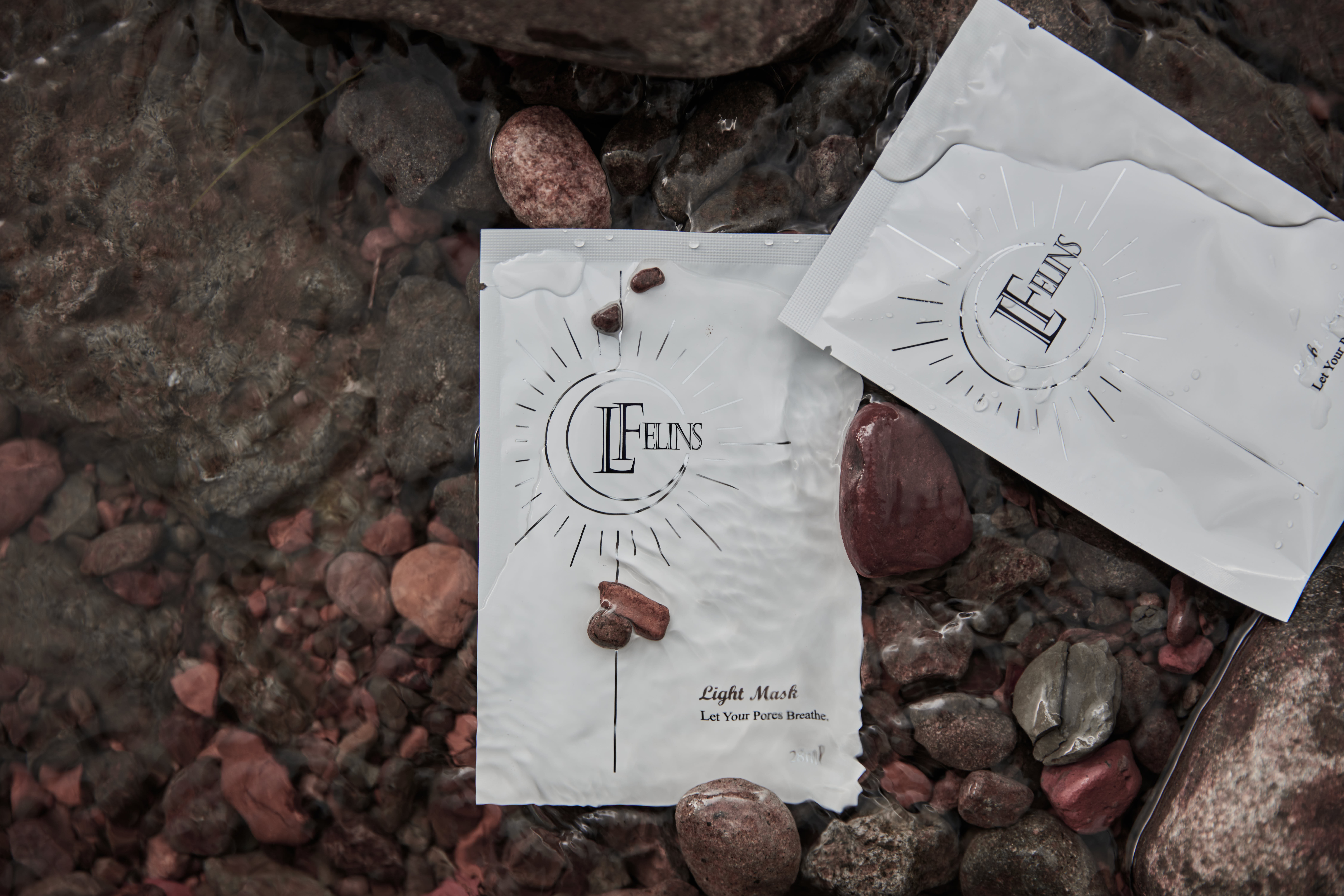 Les Felins 光感晶透蠶絲面膜（單片）