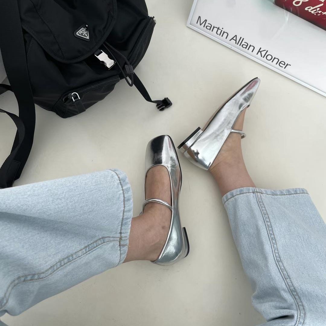 園舞曲 方頭小皮鞋