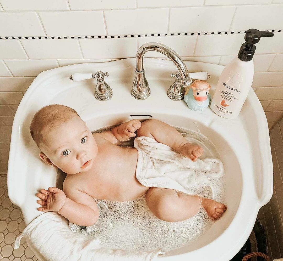 三合一洗護髮沐浴露-寶寶乳香(473ml)