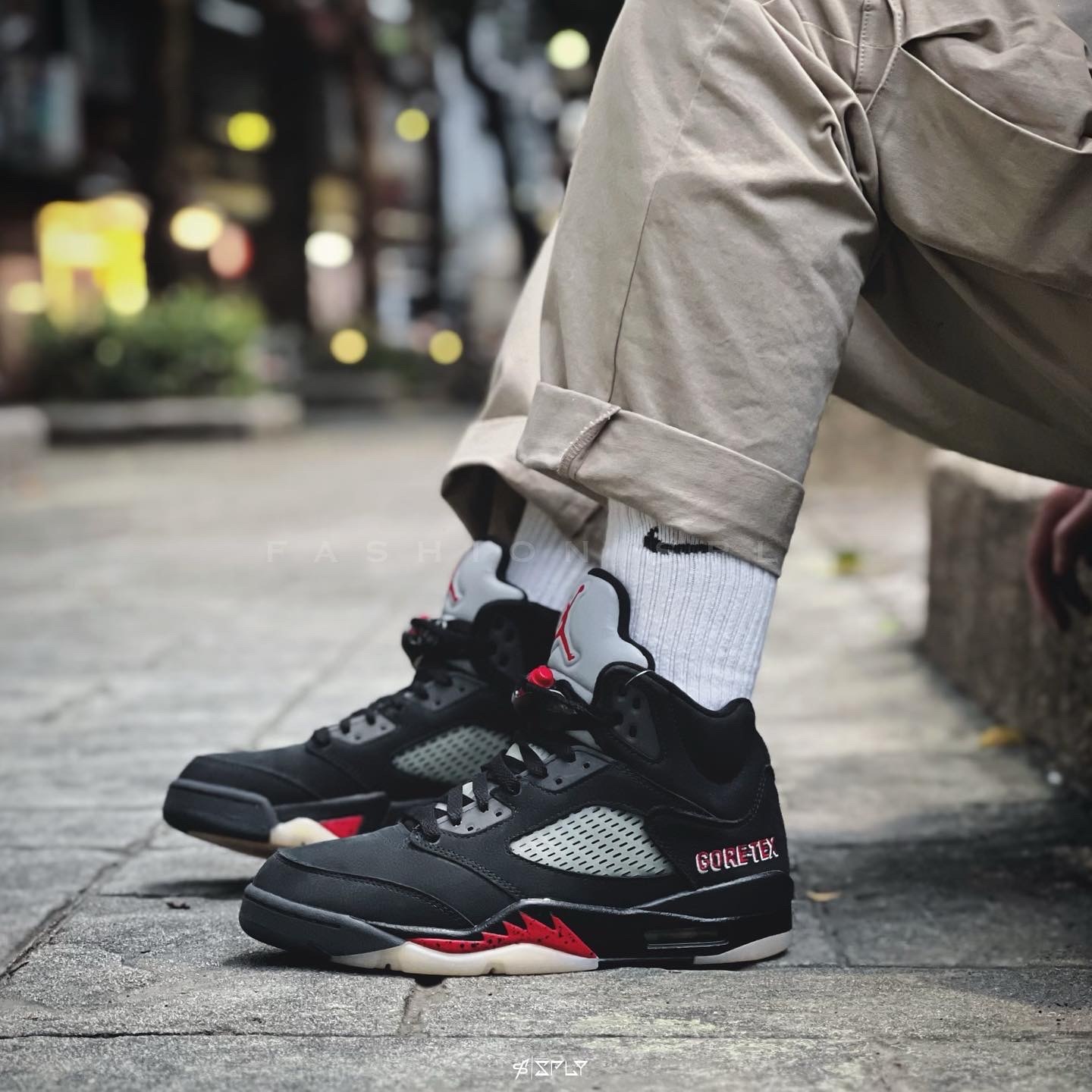 Air Jordan 5 Retro Gore Tex Off Noir 黑紅防水DR0092-001