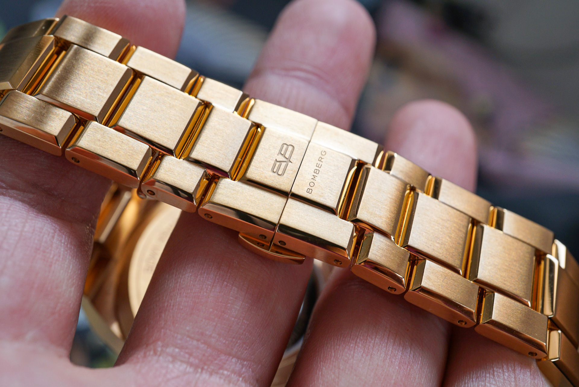 BOLT-68 NEO  自動機械大都會系列 上海版