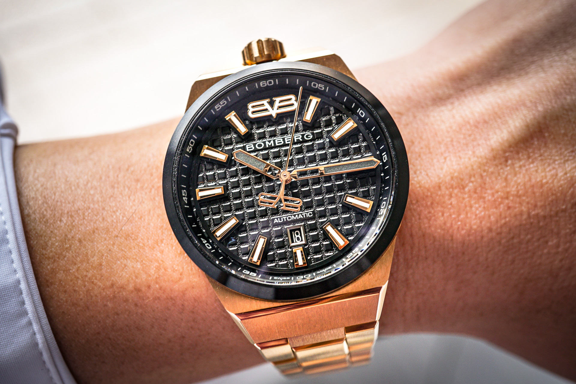 BOLT-68 NEO  自動機械大都會系列 上海版