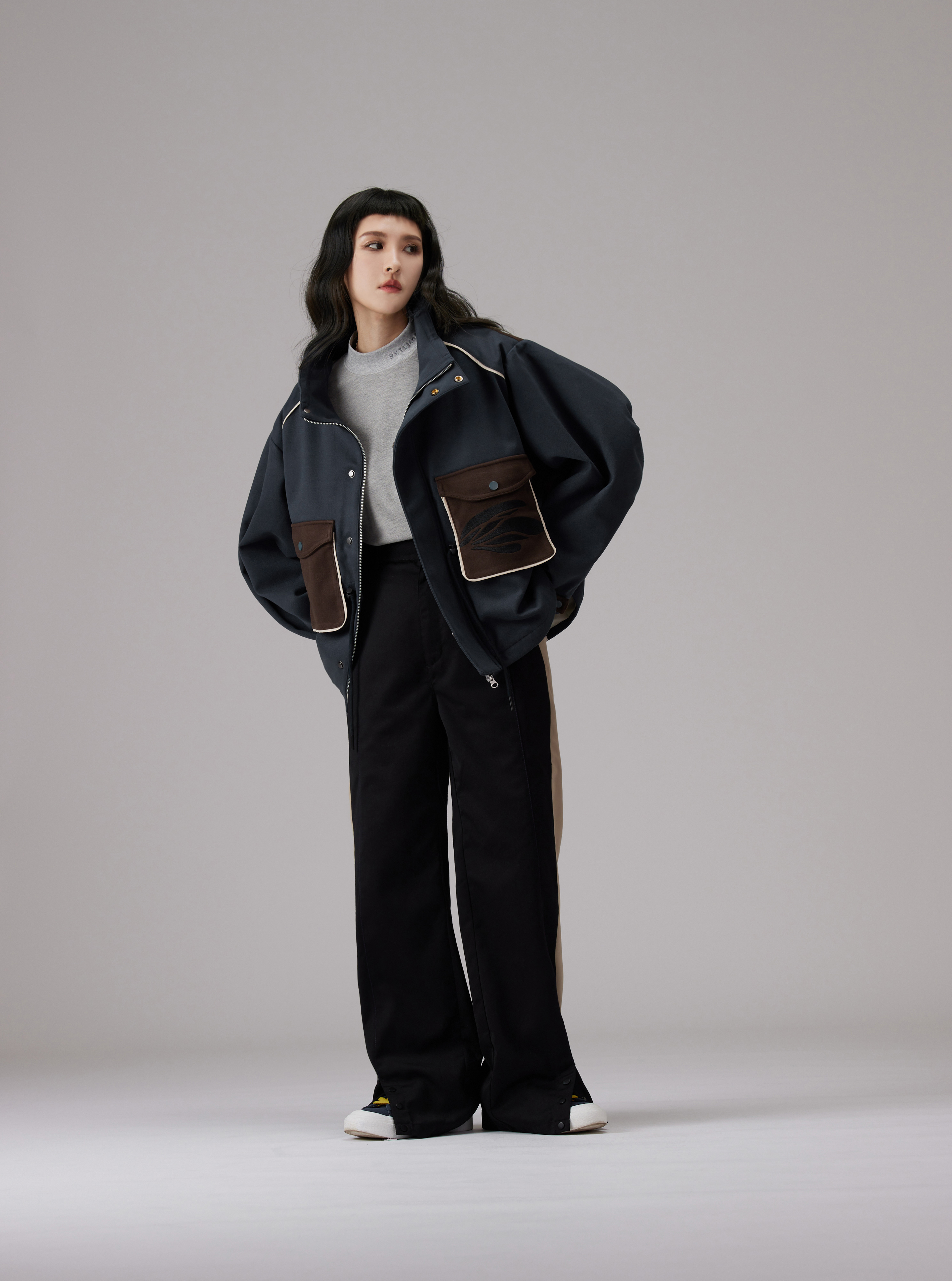 Contrast-panel Wide-leg Trousers | Black