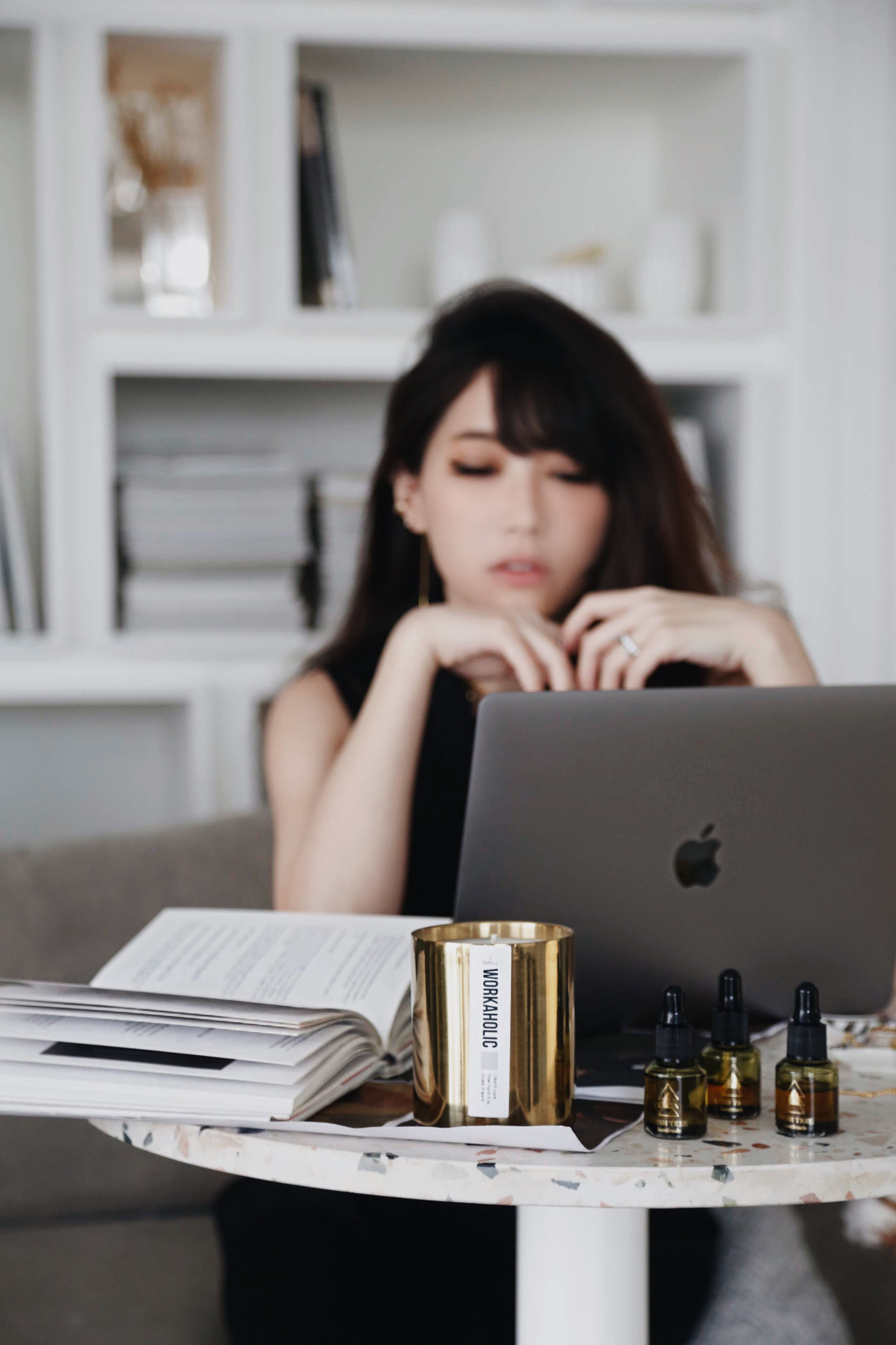 I SMELL WORKAHOLIC · 香氛蠟燭