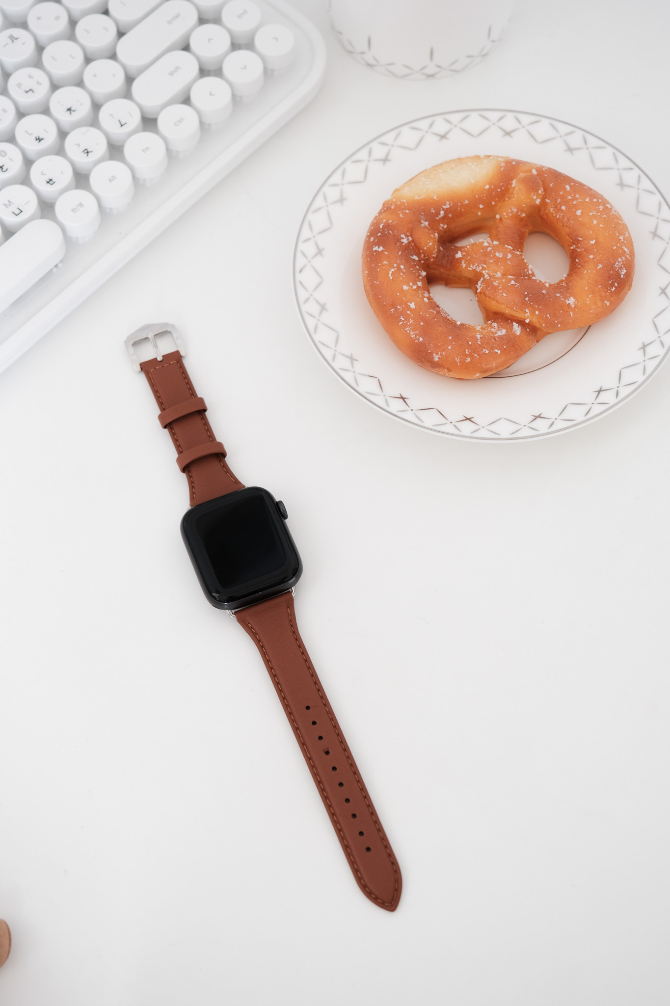 Apple Watch 質感細款牛皮真皮錶帶（加厚款） 焦糖色