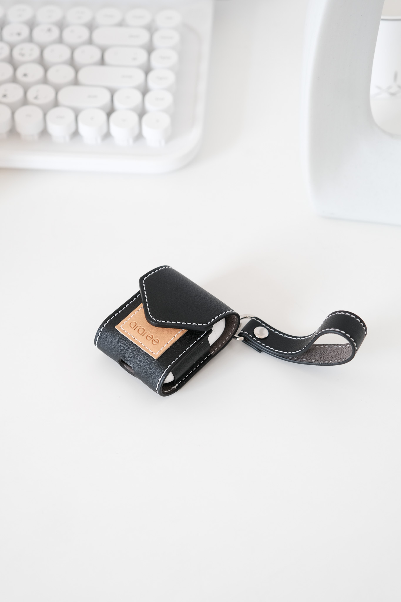 /質感黑/韓國品牌 araree AirPods Case PELLIS 皮革設計款 保護套