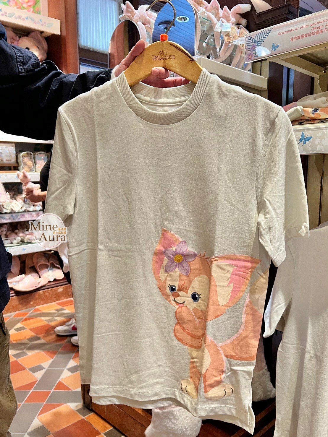 玲娜貝兒 Lina bell 圖案 上衣 短T -香港迪士尼樂園