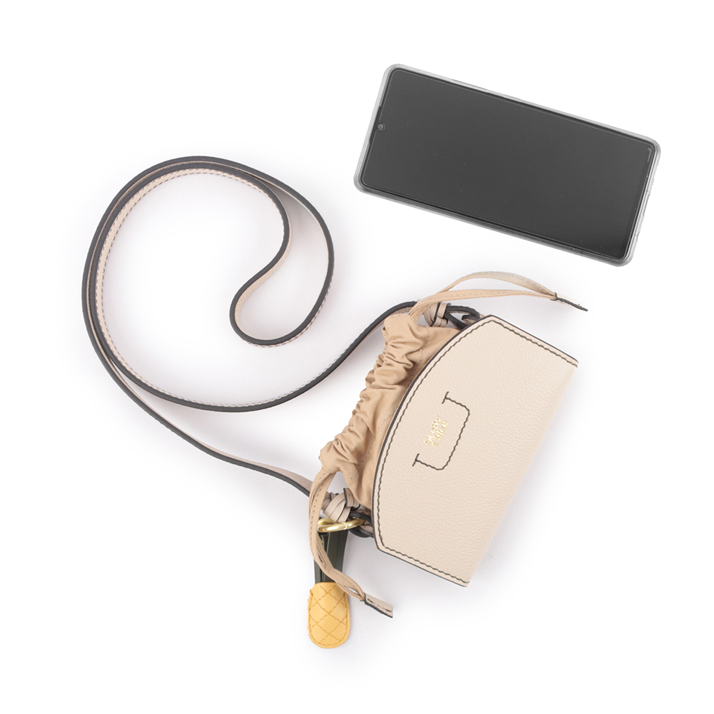 【SEE BY CHLOE】Cecilya 束口迷你斜背包(米色)