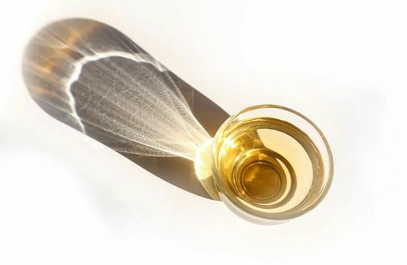 2022年大益普洱生茶精品孔雀2201批357克茶餅