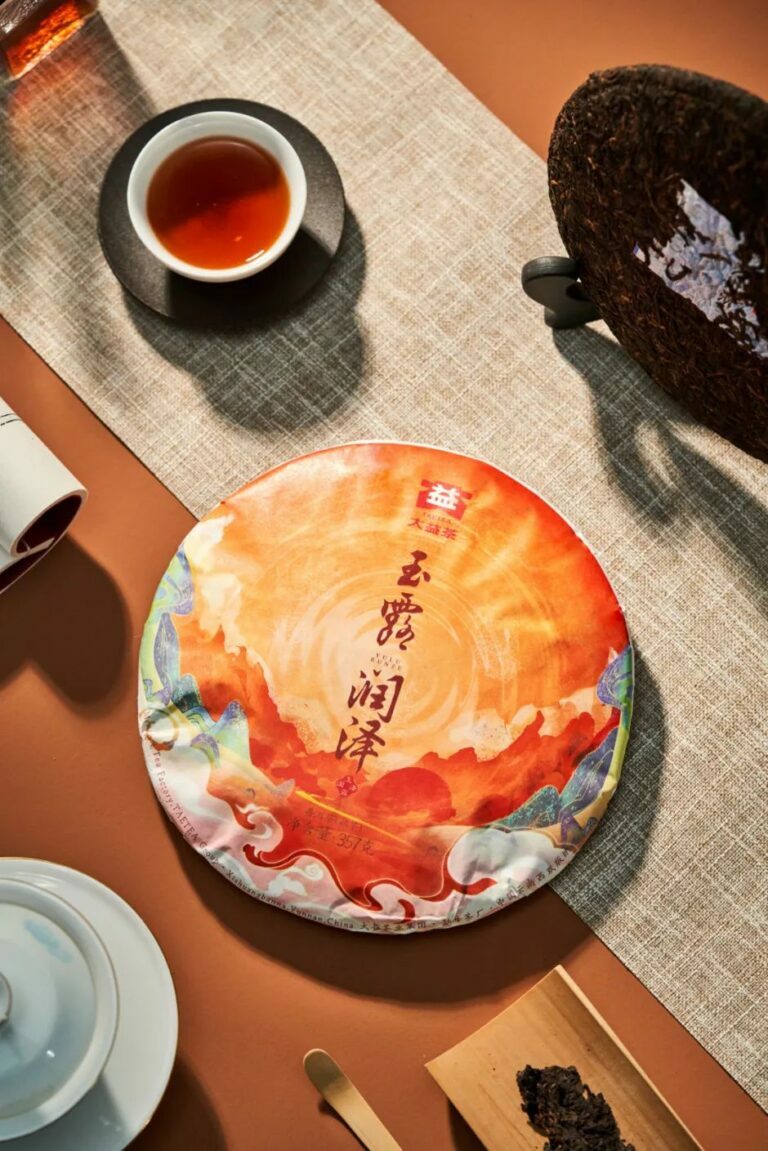 2022年大益普洱熟茶玉露潤澤2201批357克茶餅